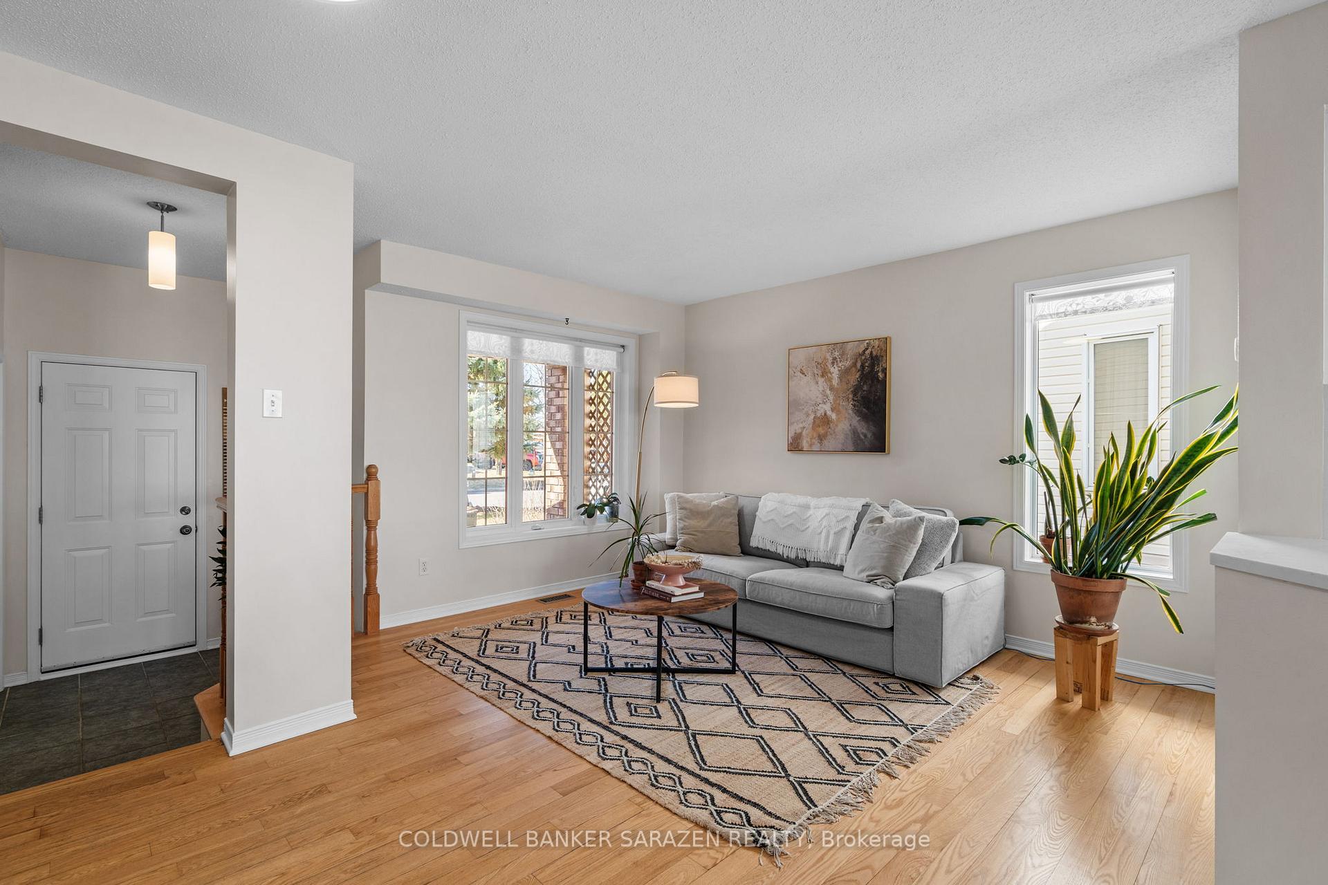 Photo 7 of 29 Margrave Avenue, Ottawa, Hunt Club Park/Greenboro — HOMEH