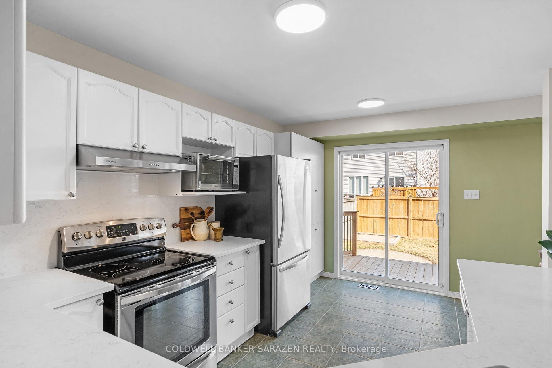 Photo 17 of 29 Margrave Avenue, Ottawa, Hunt Club Park/Greenboro — HOMEH