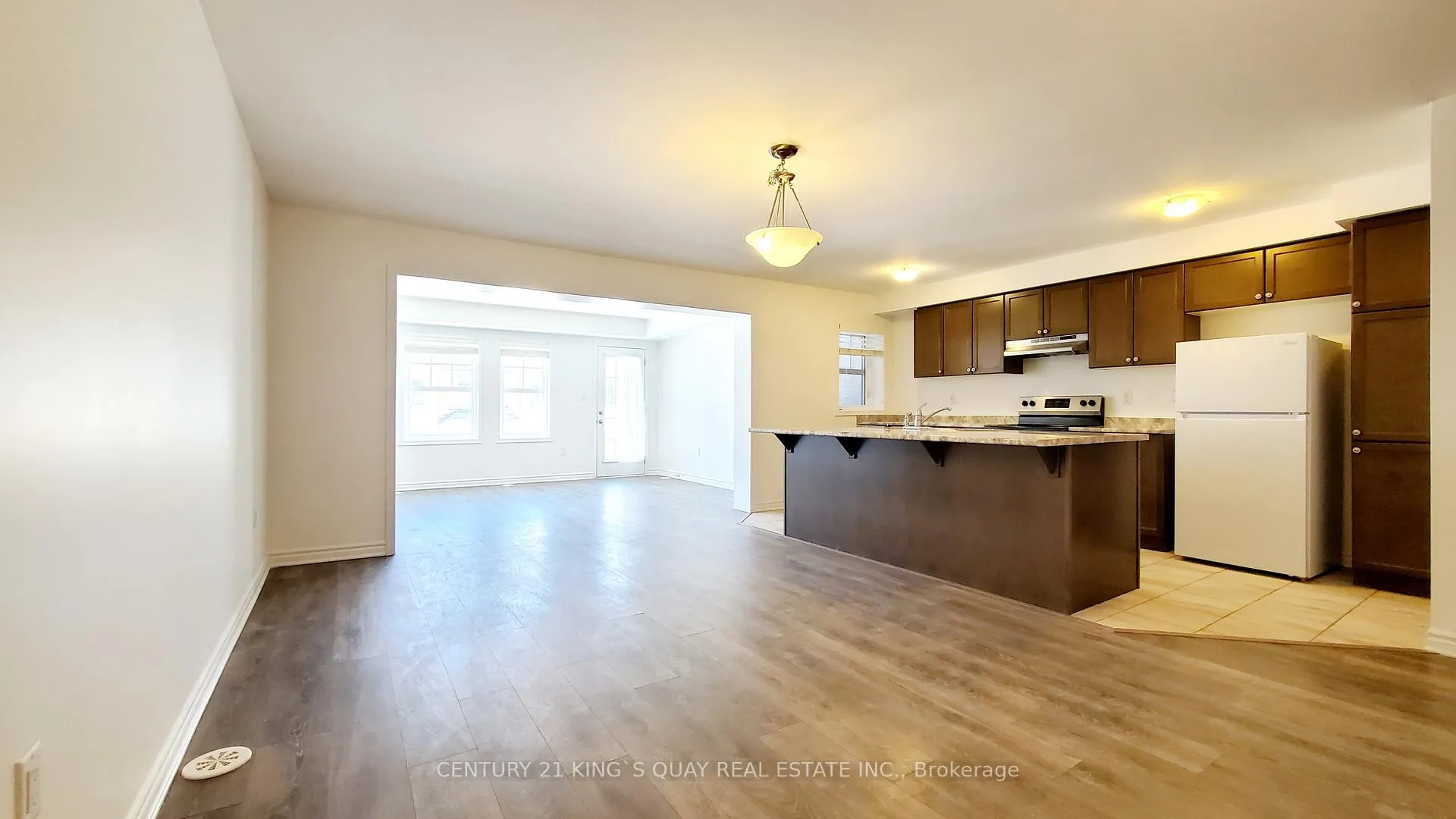 Photo 4 of 2411 Fall Harvest Crescent, Pickering, Rural Pickering — HOMEH
