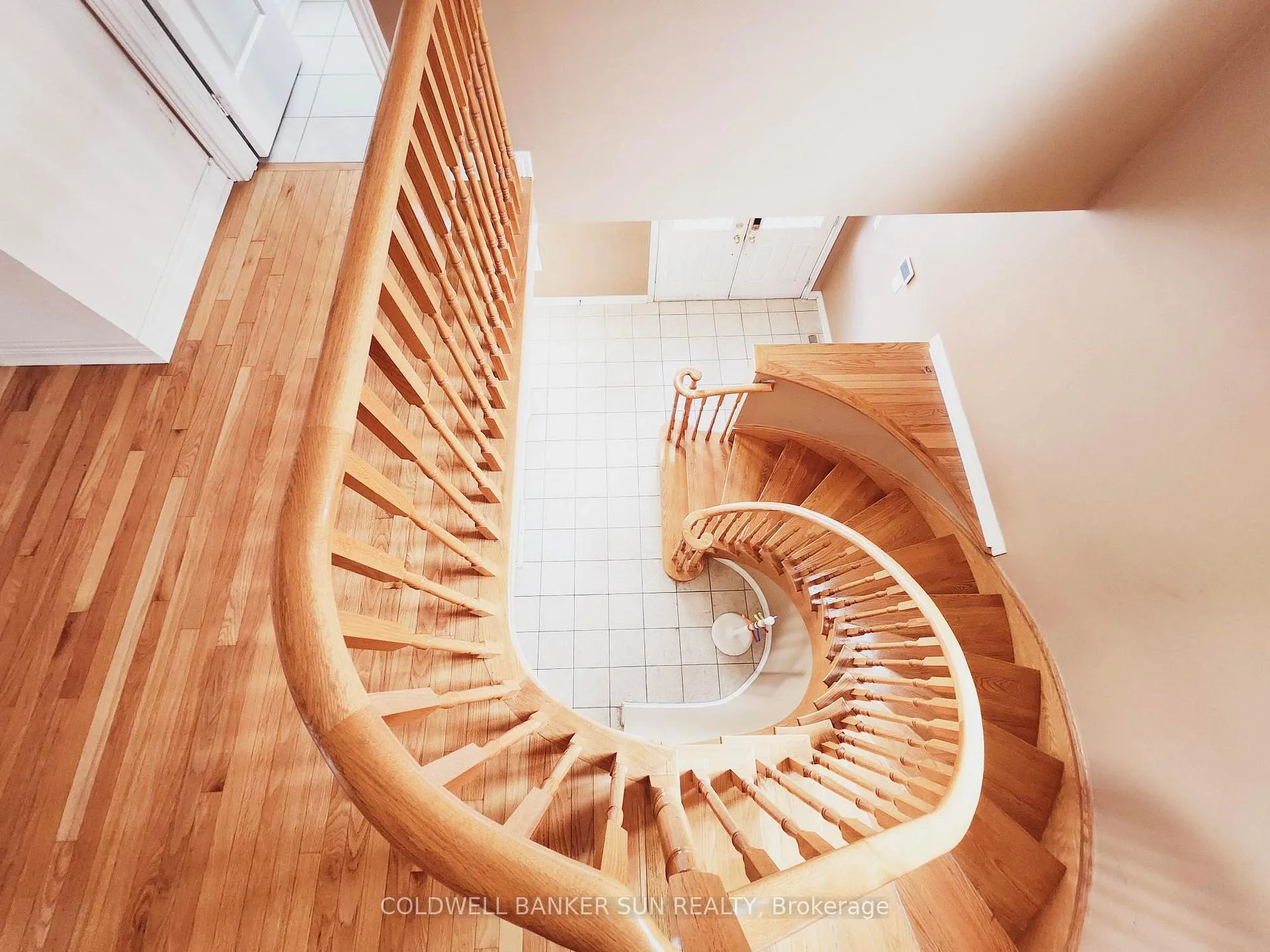 Photo 5 of Unit Upper, 31 Powell Drive, Brampton, Sandringham-Wellington — HOMEH
