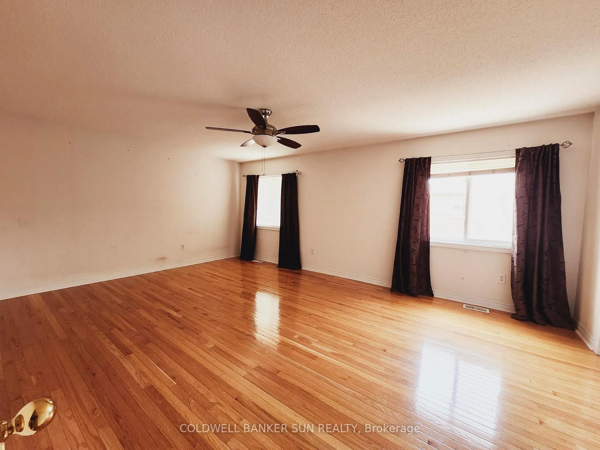 Photo 9 of Unit Upper, 31 Powell Drive, Brampton, Sandringham-Wellington — HOMEH