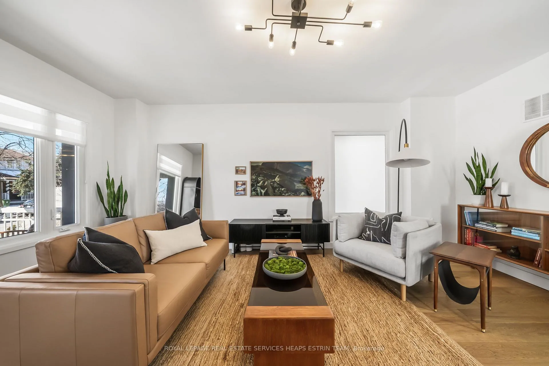 Photo 4 of 237 Silverthorn Avenue, Toronto, Weston-Pellam Park — HOMEH