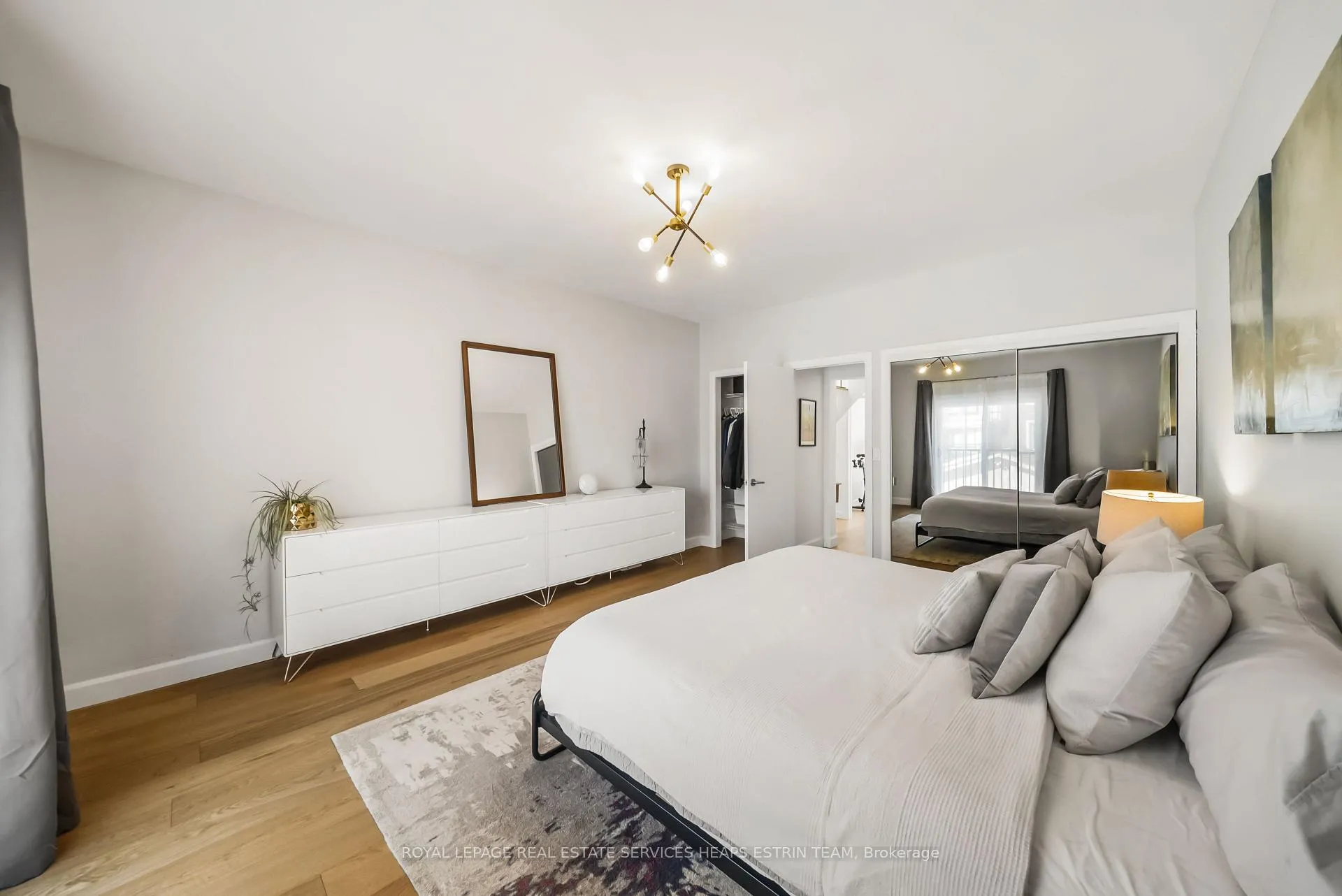 Photo 25 of 237 Silverthorn Avenue, Toronto, Weston-Pellam Park — HOMEH
