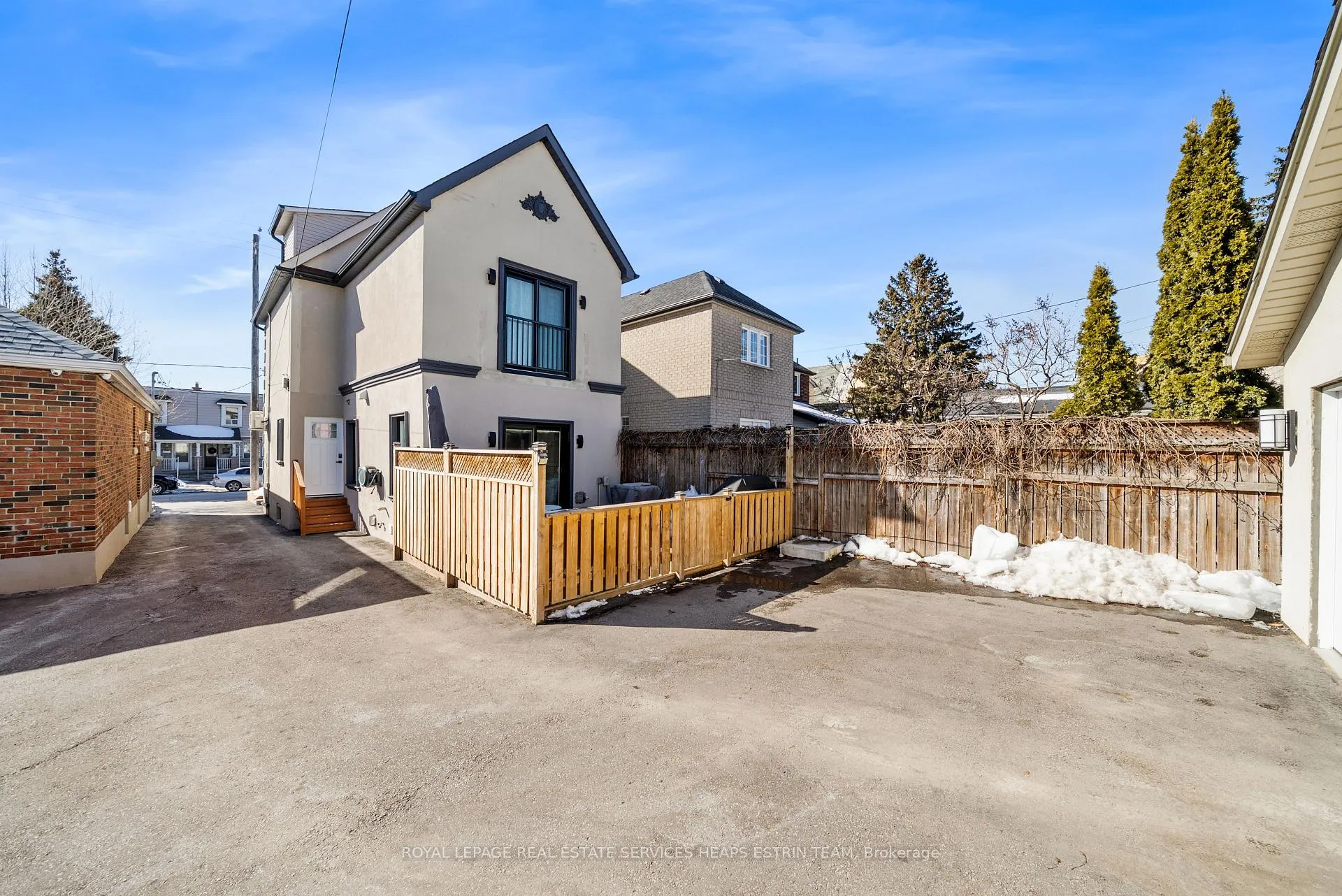 Photo 39 of 237 Silverthorn Avenue, Toronto, Weston-Pellam Park — HOMEH