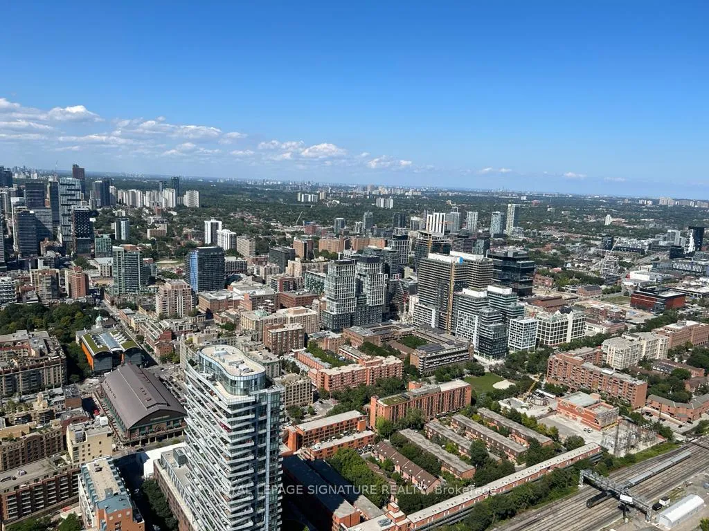 Photo 14 of Unit 6902, 138 Downes Street, Toronto, Waterfront Communities — HOMEH