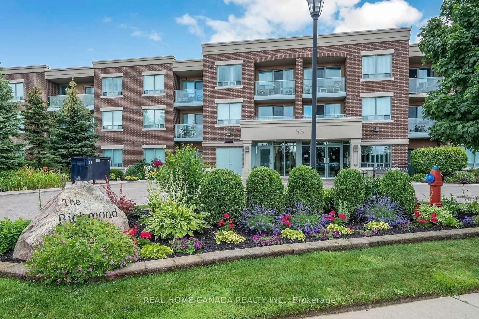 Photo 4 of Unit 116, 55 Via Rosedale Way, Brampton, Sandringham-Wellington — HOMEH