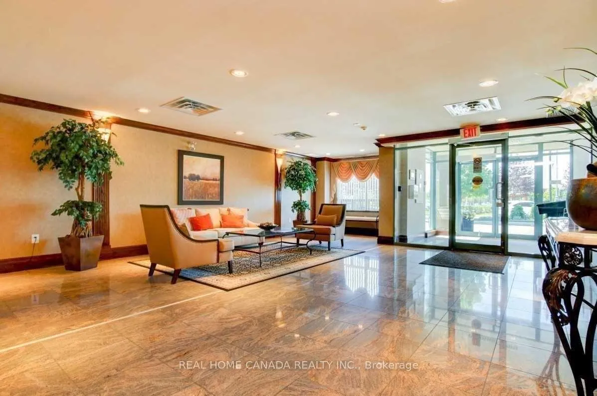 Photo 6 of Unit 116, 55 Via Rosedale Way, Brampton, Sandringham-Wellington — HOMEH
