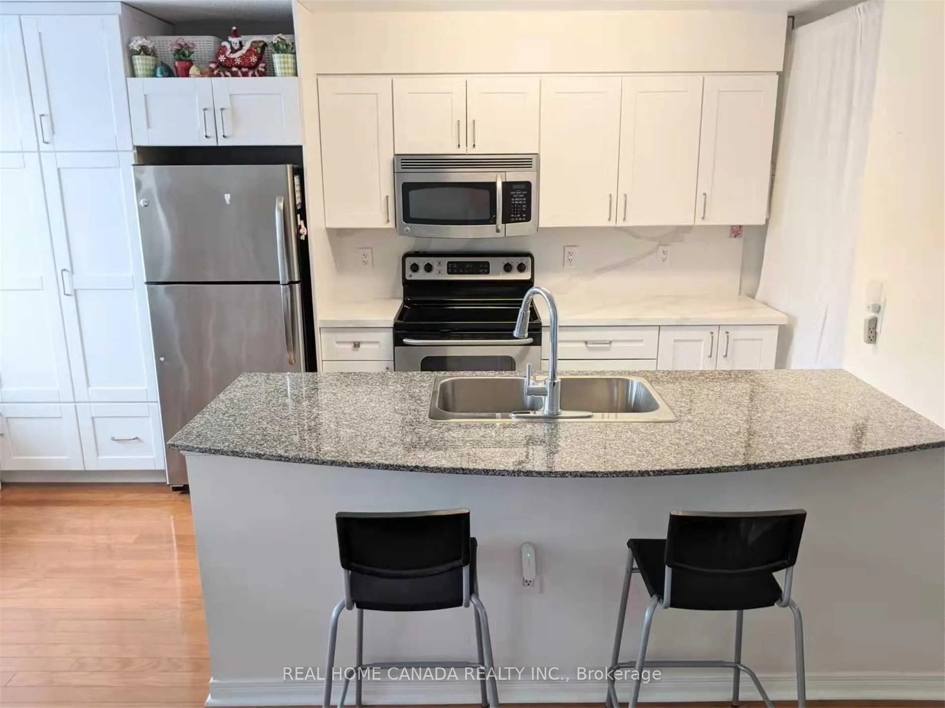 Photo 13 of Unit 116, 55 Via Rosedale Way, Brampton, Sandringham-Wellington — HOMEH
