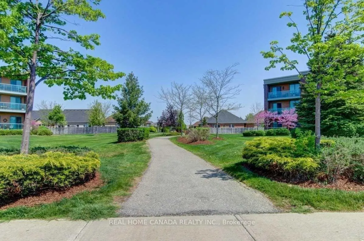 Photo 16 of Unit 116, 55 Via Rosedale Way, Brampton, Sandringham-Wellington — HOMEH