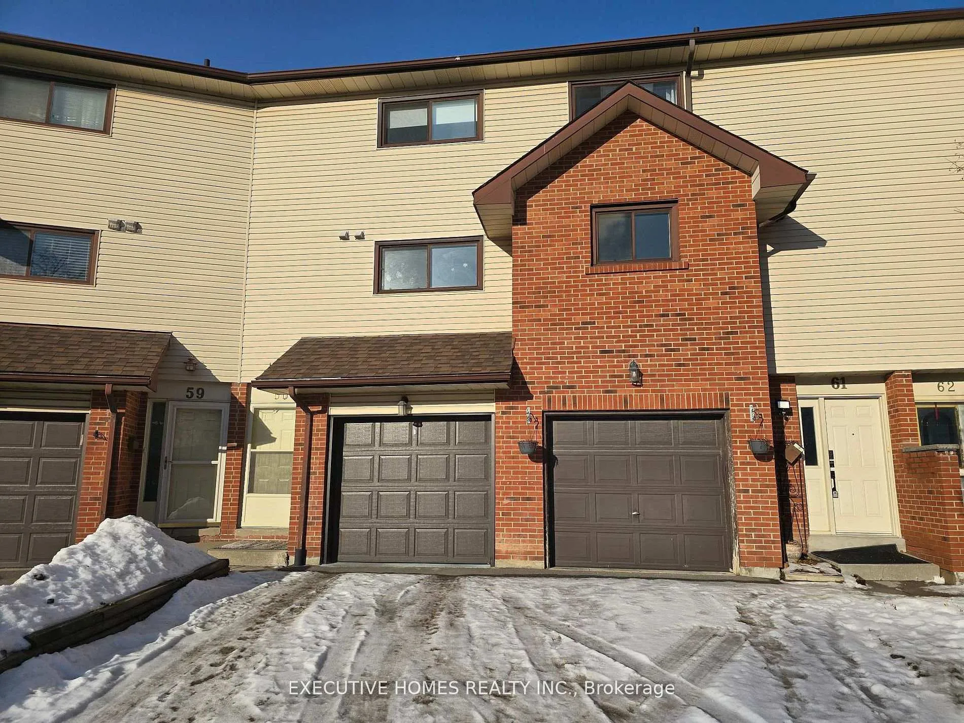 Photo 2 of Unit 60, 61 Collins Crescent, Brampton, Brampton North — HOMEH