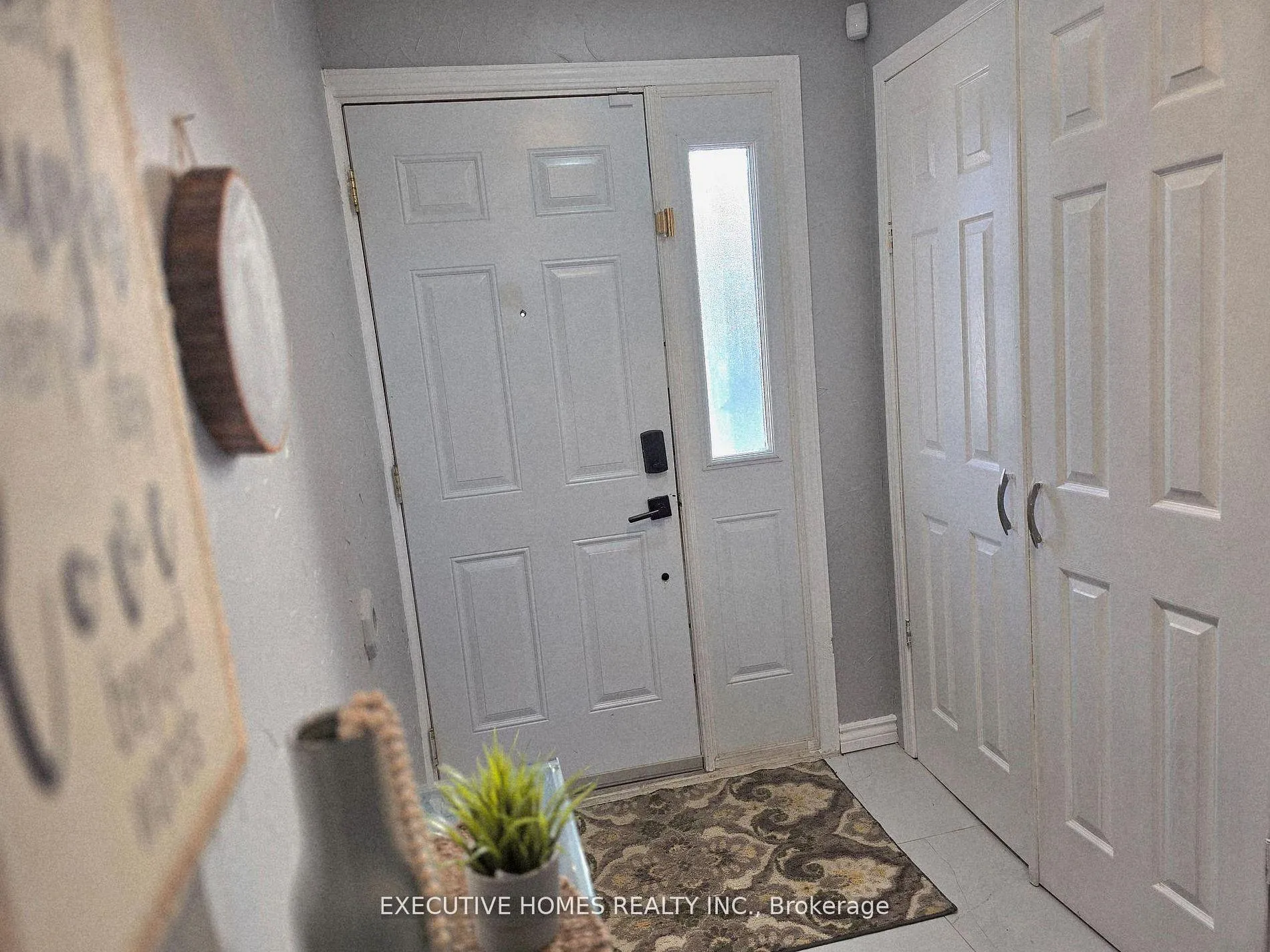 Photo 7 of Unit 60, 61 Collins Crescent, Brampton, Brampton North — HOMEH