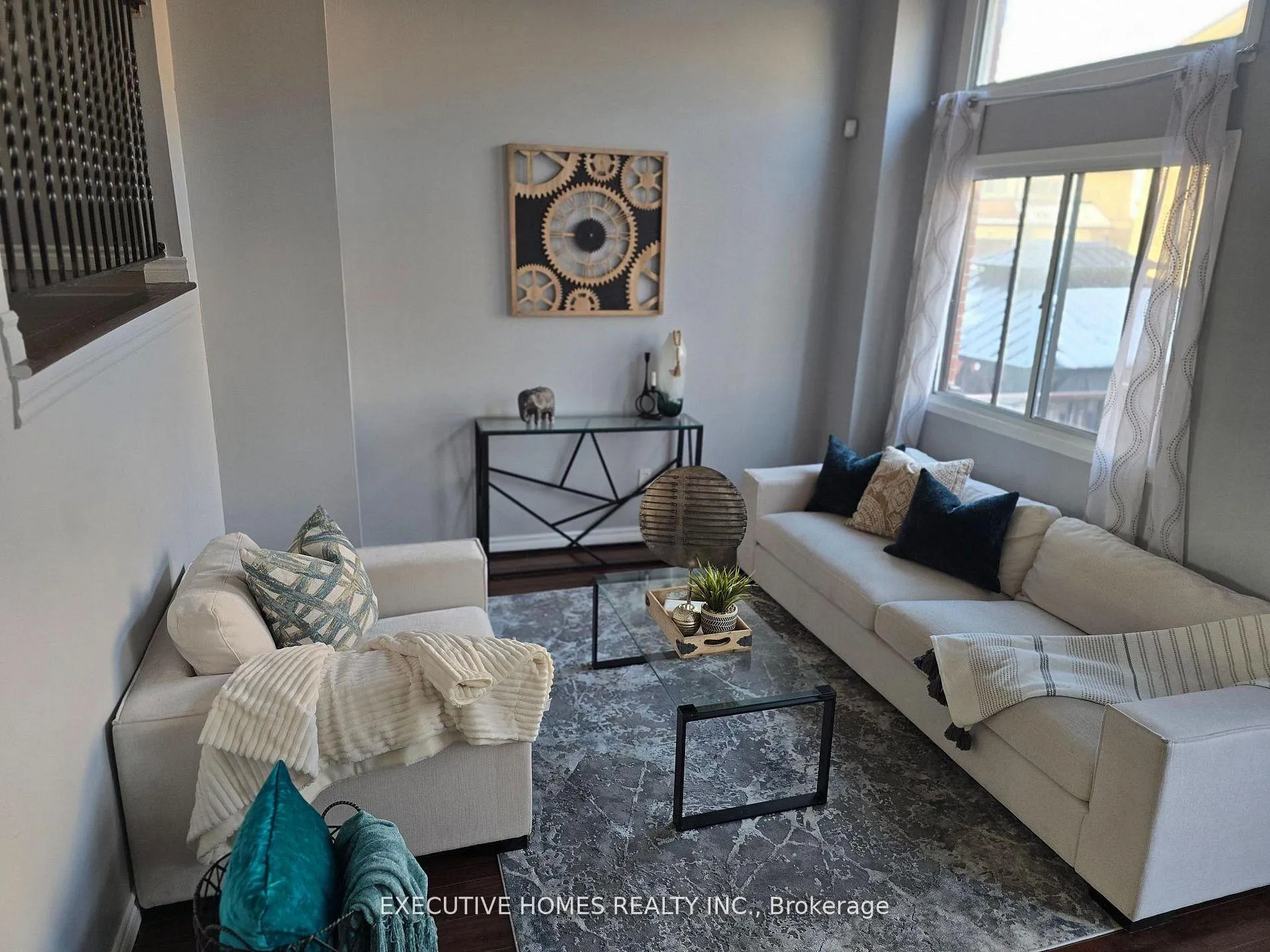 Photo 10 of Unit 60, 61 Collins Crescent, Brampton, Brampton North — HOMEH