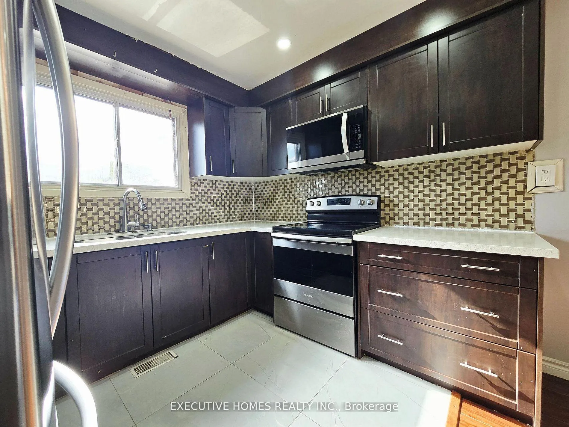 Photo 18 of Unit 60, 61 Collins Crescent, Brampton, Brampton North — HOMEH