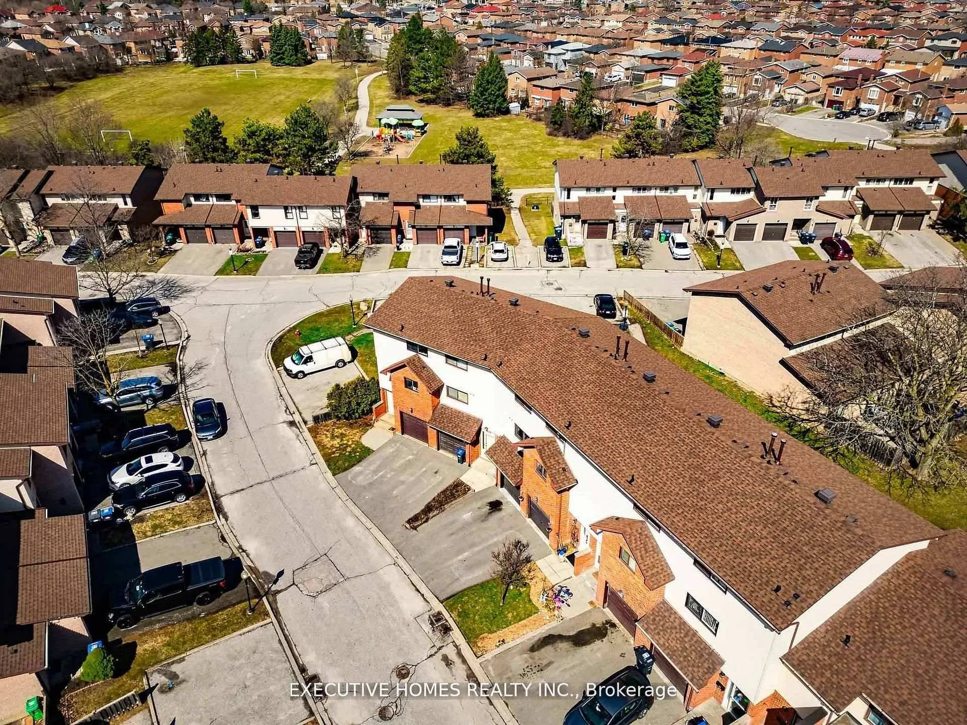 Photo 30 of Unit 60, 61 Collins Crescent, Brampton, Brampton North — HOMEH