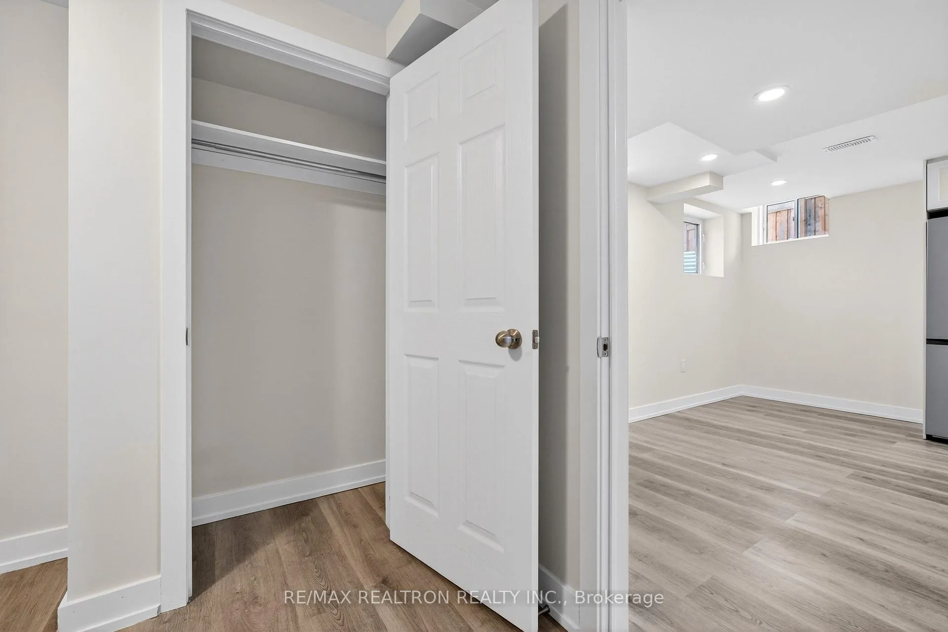 Photo 13 of 316 Pimlico Drive, Oshawa, Windfields — HOMEH