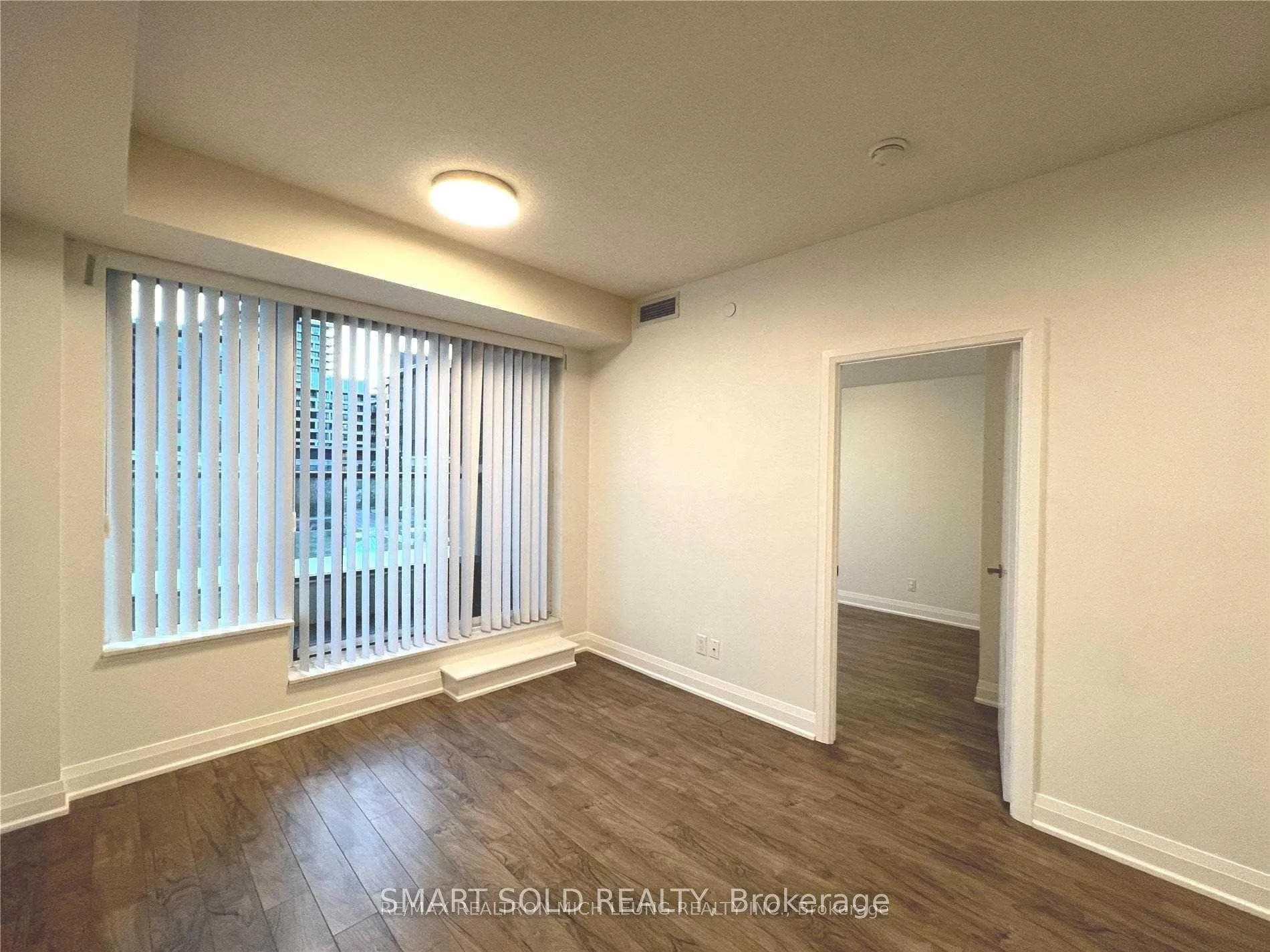 Photo 3 of Unit 332, 18 Uptown Drive, Markham, Unionville — HOMEH