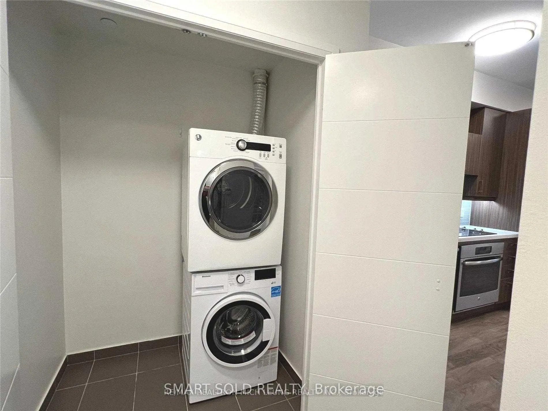 Photo 13 of Unit 332, 18 Uptown Drive, Markham, Unionville — HOMEH