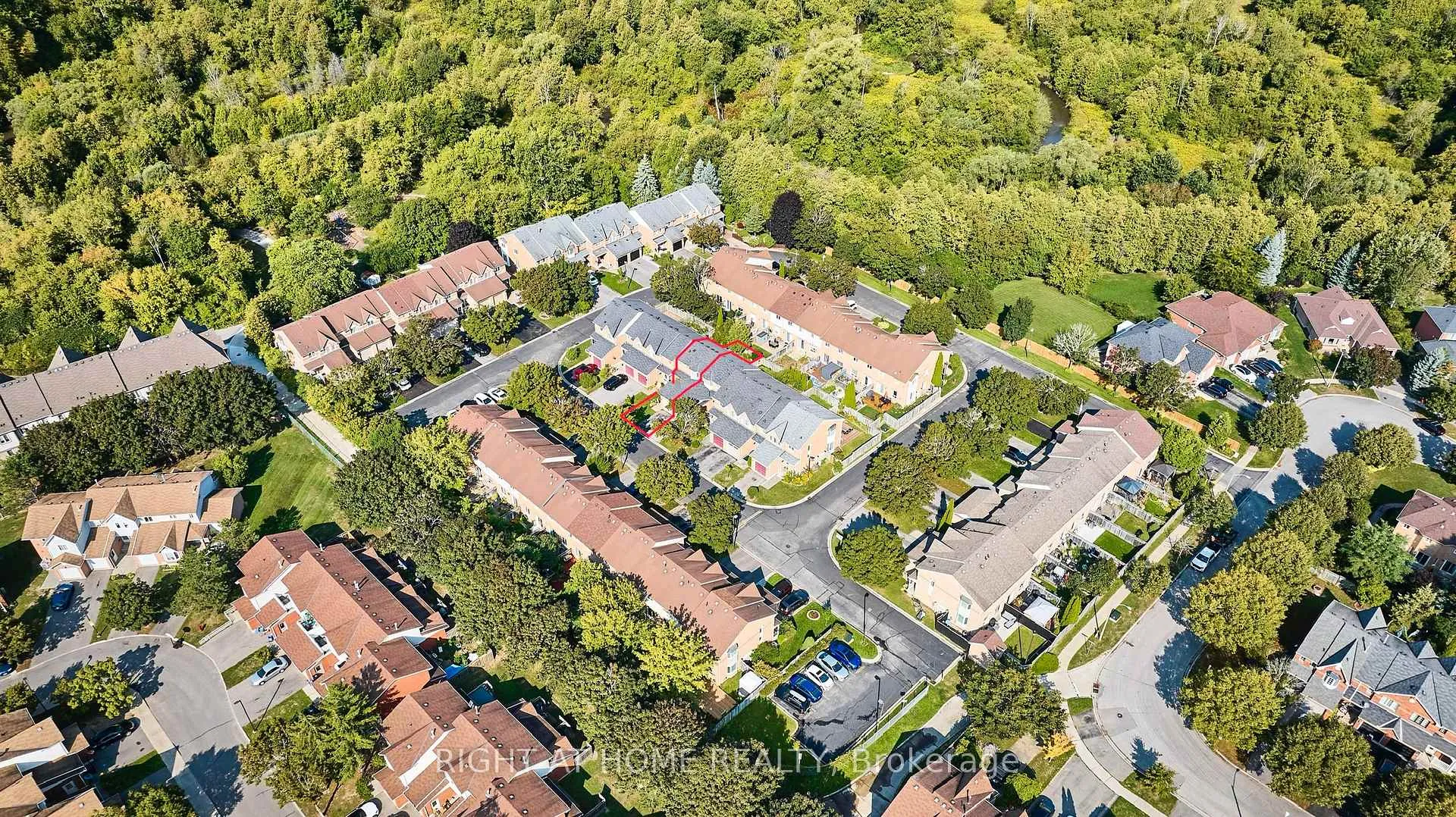 Photo 2 of 25 Macintyre Lane, Ajax, Northwest Ajax — HOMEH