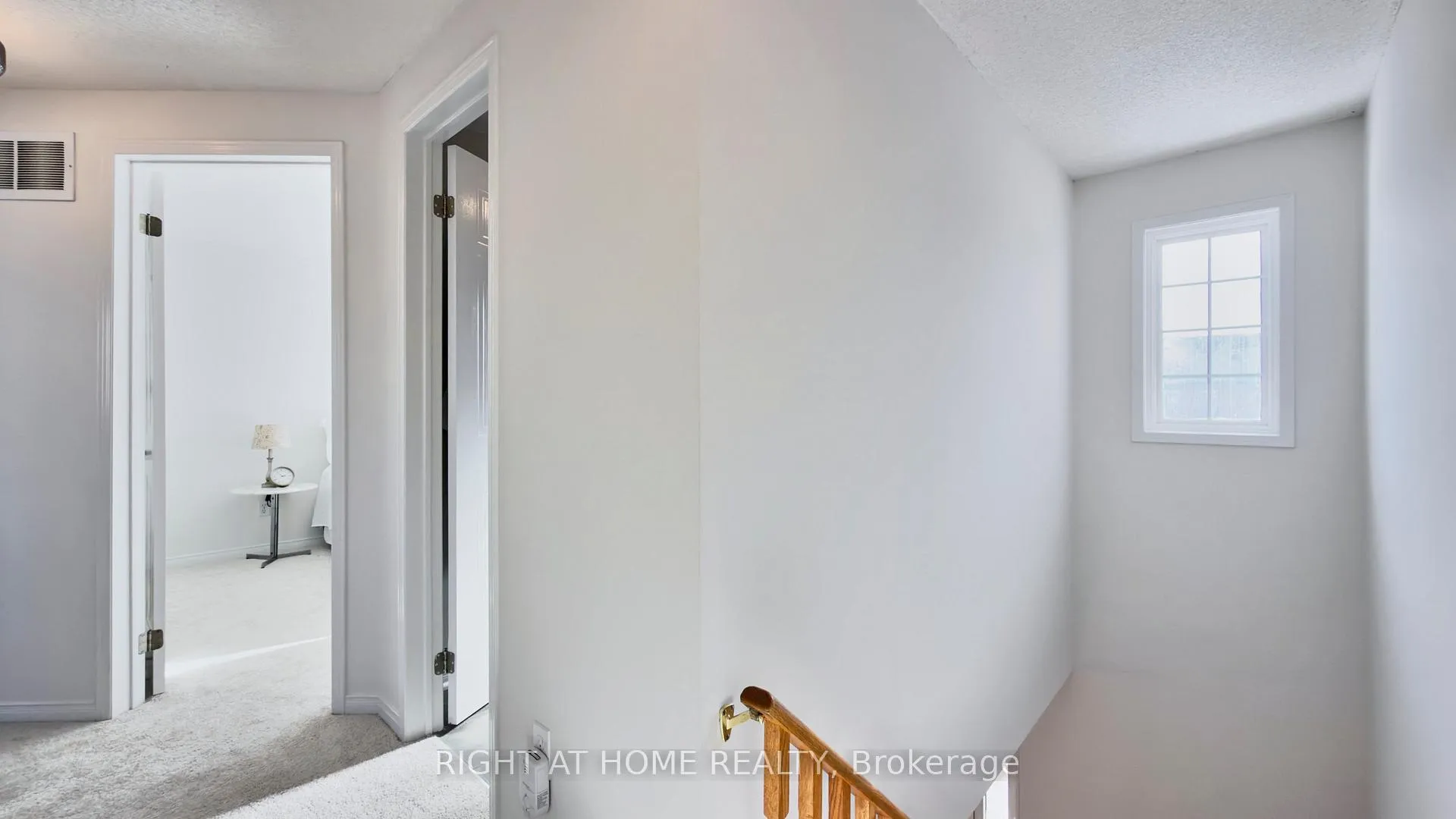 Photo 10 of 25 Macintyre Lane, Ajax, Northwest Ajax — HOMEH