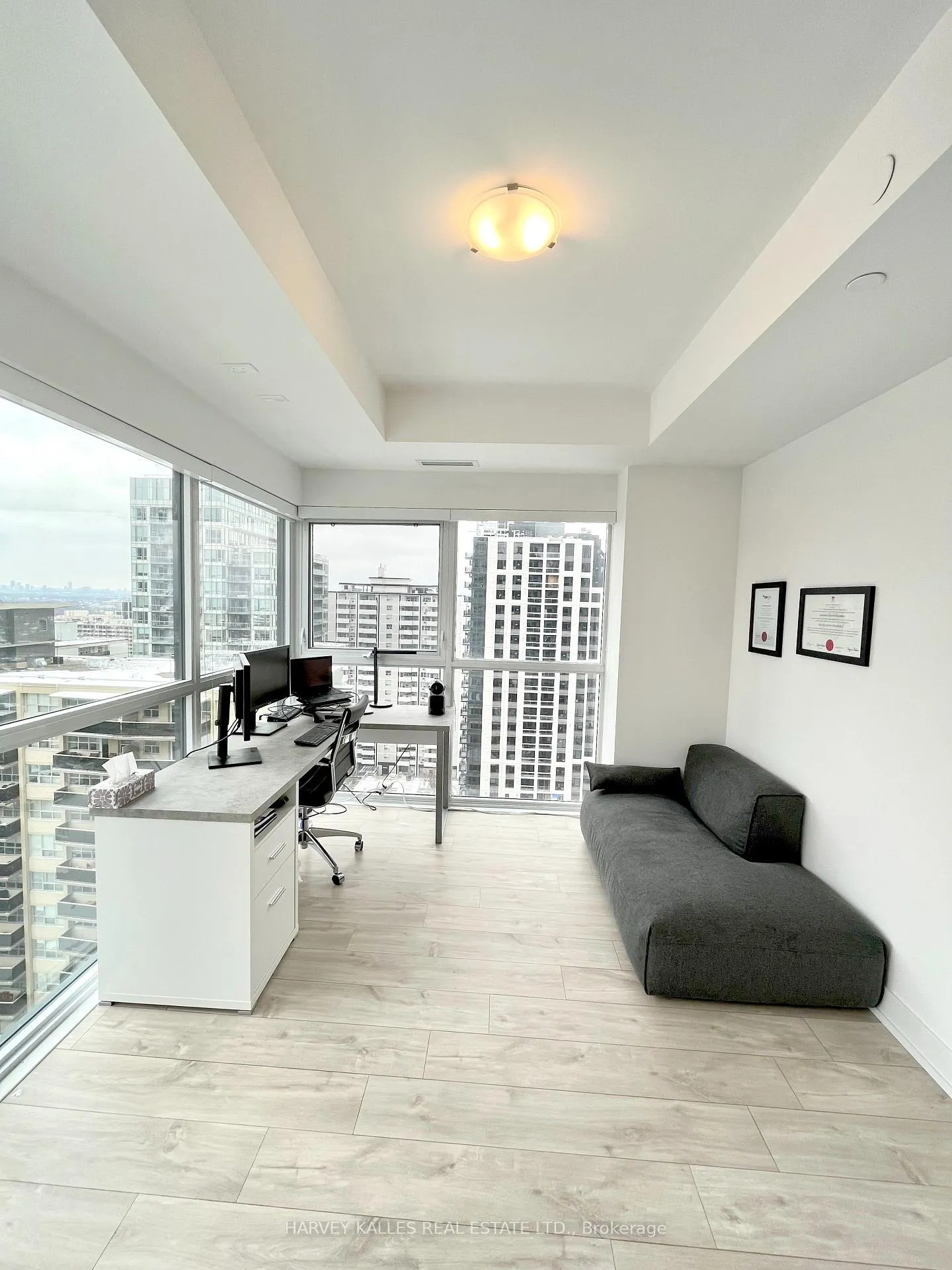 Photo 14 of Unit 1609, 11 Lillian Street, Toronto, Mount Pleasant West — HOMEH