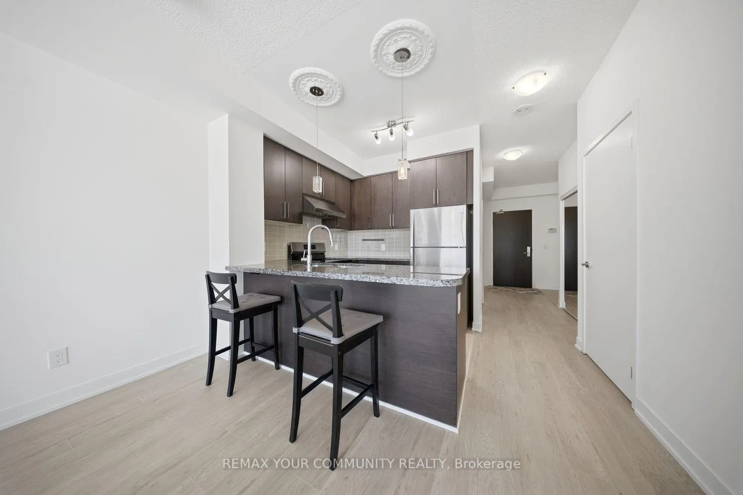 Photo 3 of Unit 510, 840 Queens Plate Drive, Etobicoke, West Humber-Clairville — HOMEH