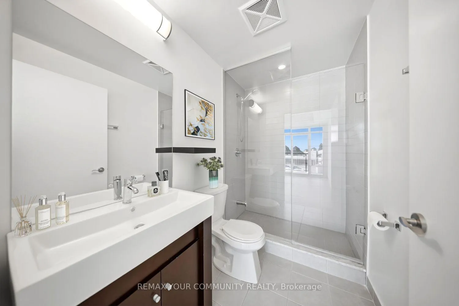 Photo 16 of Unit 510, 840 Queens Plate Drive, Etobicoke, West Humber-Clairville — HOMEH