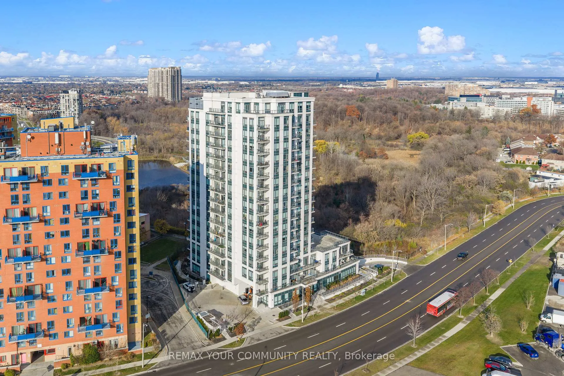 Photo 27 of Unit 510, 840 Queens Plate Drive, Etobicoke, West Humber-Clairville — HOMEH