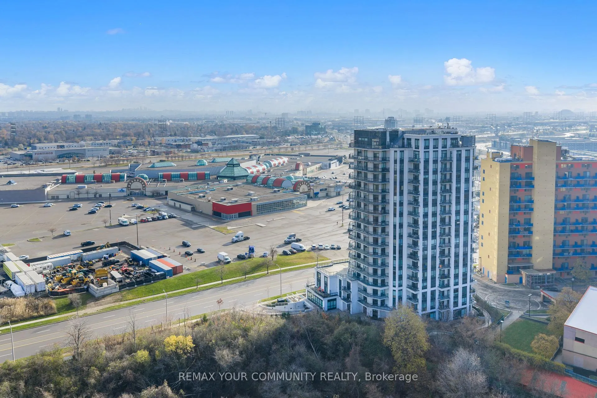 Photo 28 of Unit 510, 840 Queens Plate Drive, Etobicoke, West Humber-Clairville — HOMEH