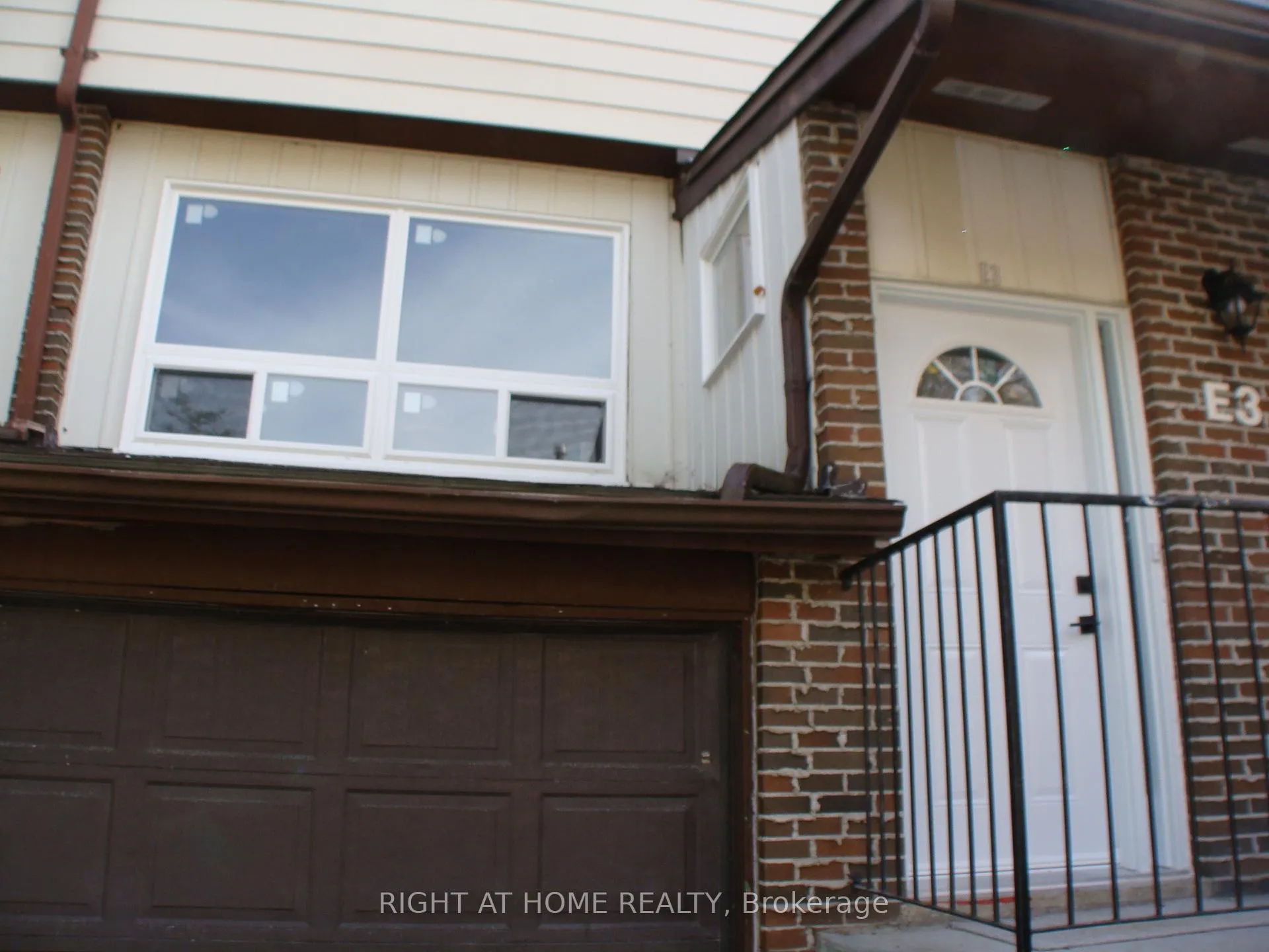 Photo 26 of Unit E3, 63 Ferris Lane, Barrie, Cundles East — HOMEH