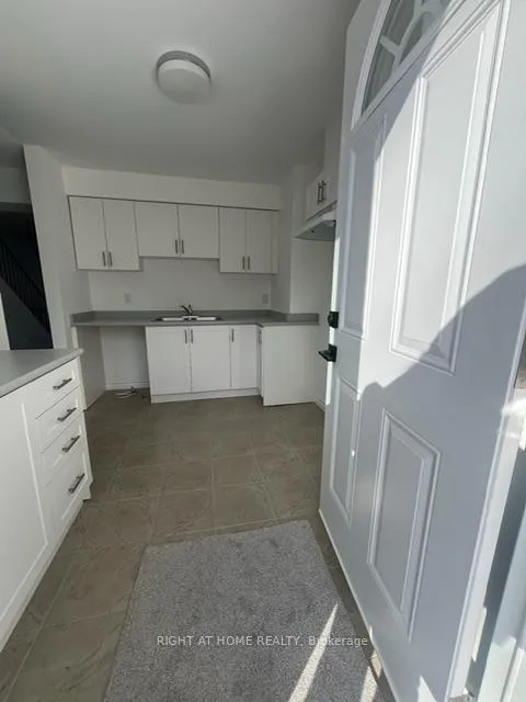 Photo 4 of Unit E3, 63 Ferris Lane, Barrie, Cundles East — HOMEH