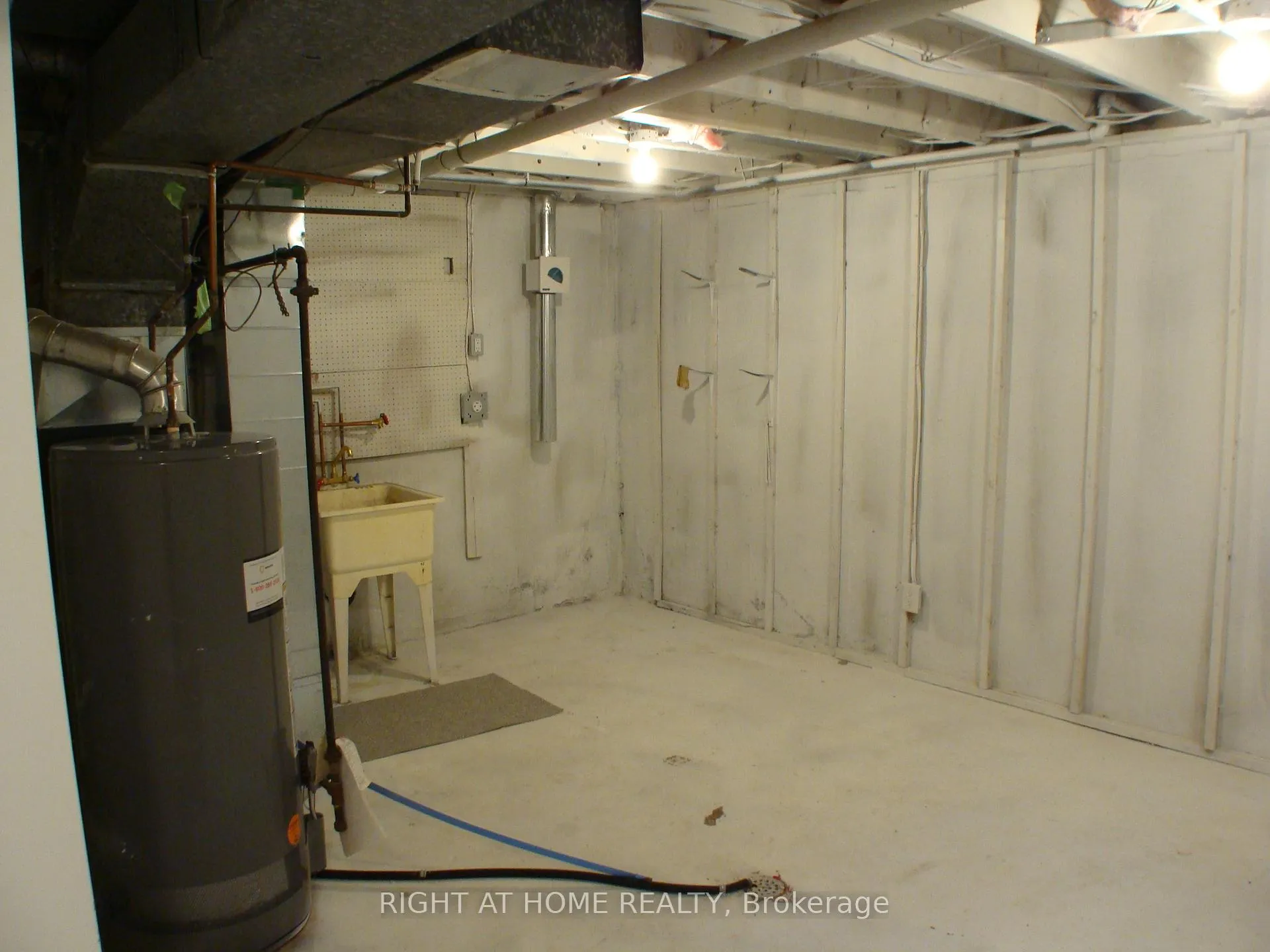 Photo 23 of Unit E3, 63 Ferris Lane, Barrie, Cundles East — HOMEH