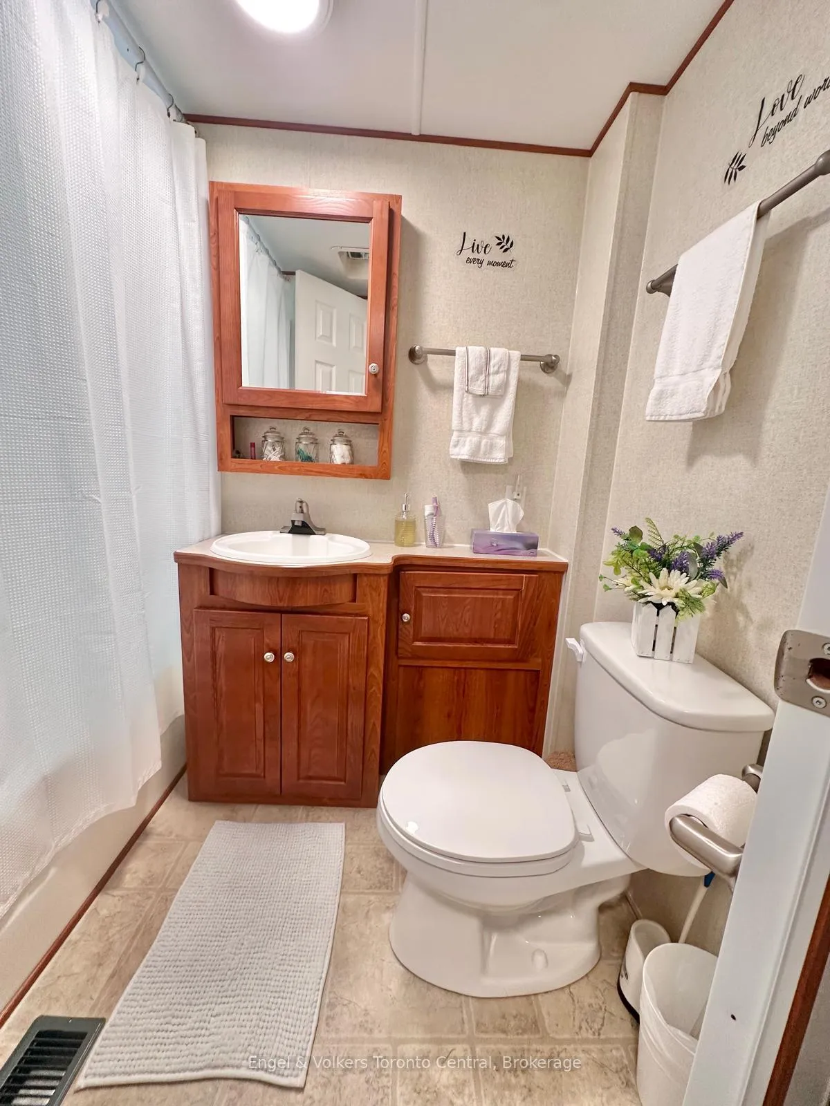 Photo 13 of Unit T 5, 7489 Sideroad 5 E, Wellington North, Rural Wellington North — HOMEH