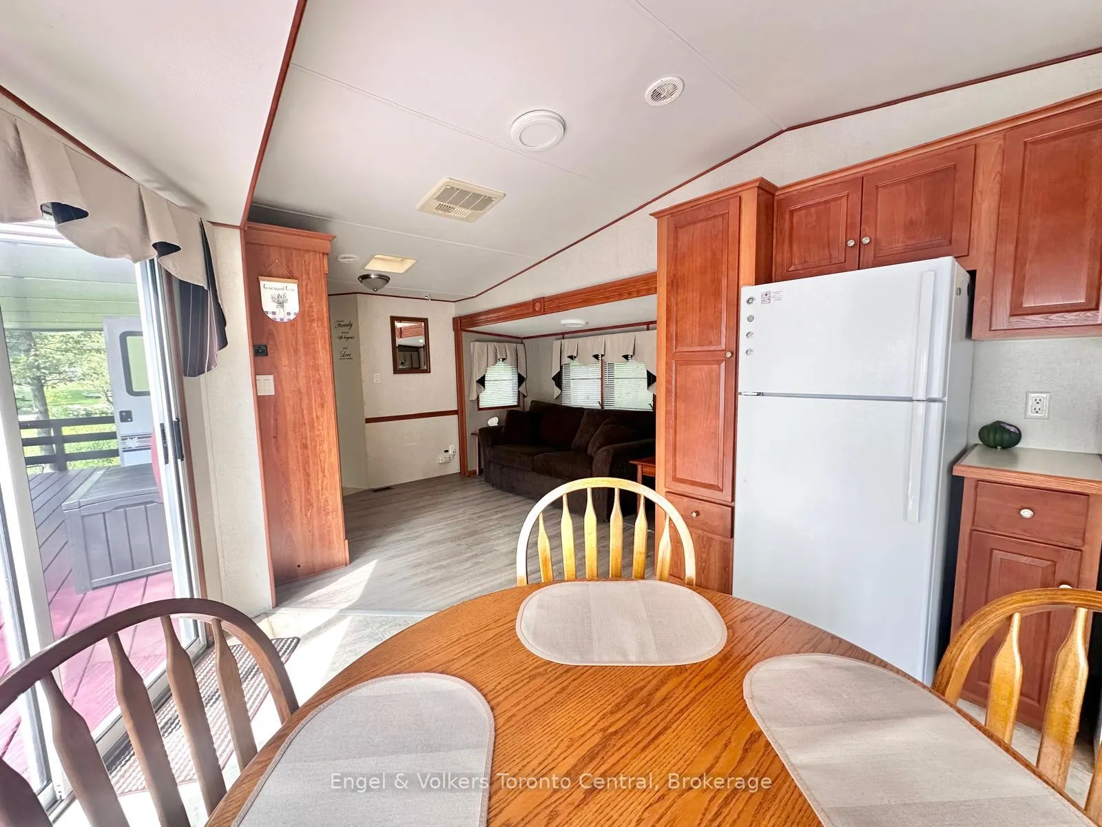 Photo 24 of Unit T 5, 7489 Sideroad 5 E, Wellington North, Rural Wellington North — HOMEH