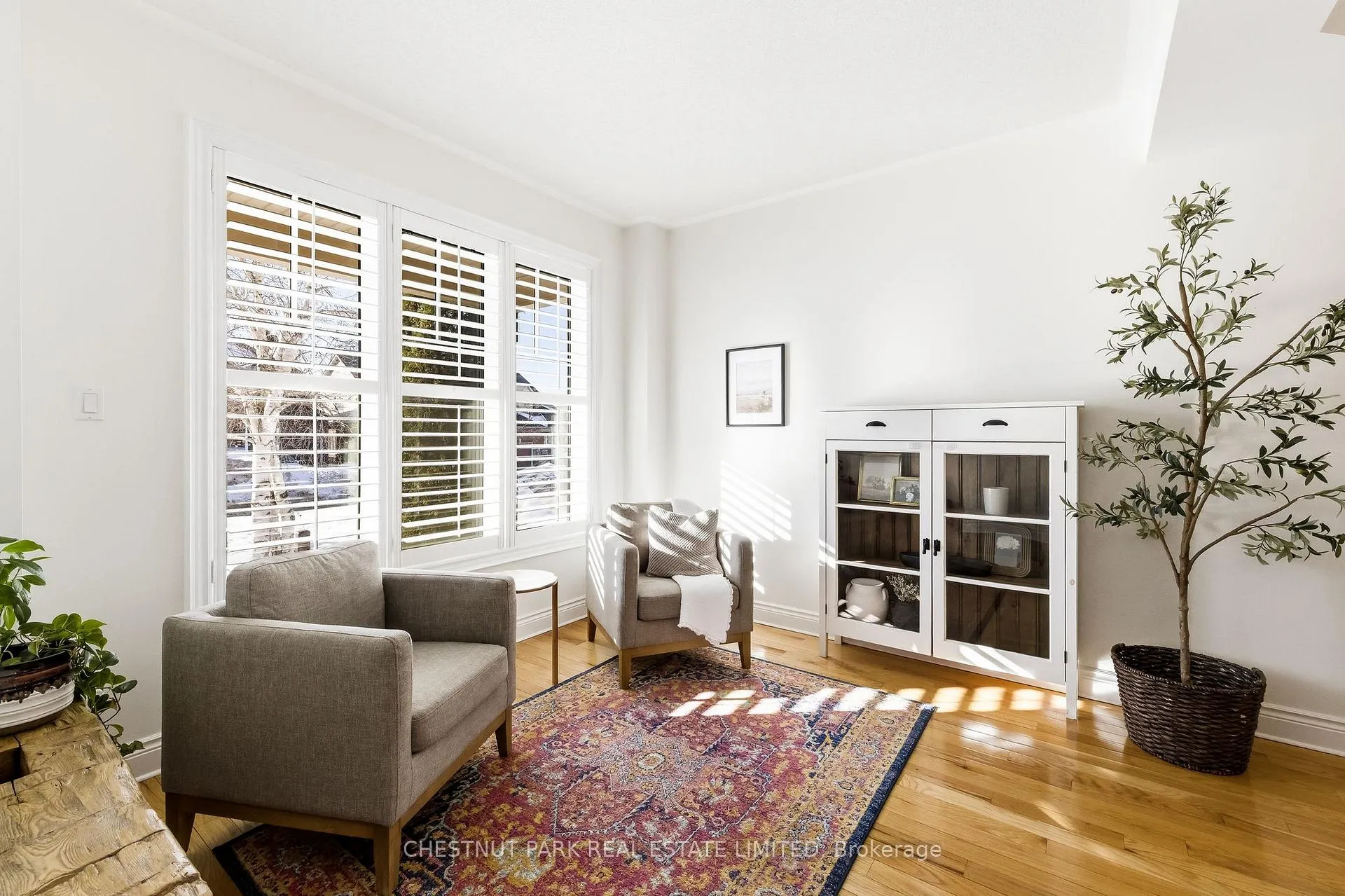 Photo 4 of 3 Coral Creek Crescent, Uxbridge — HOMEH