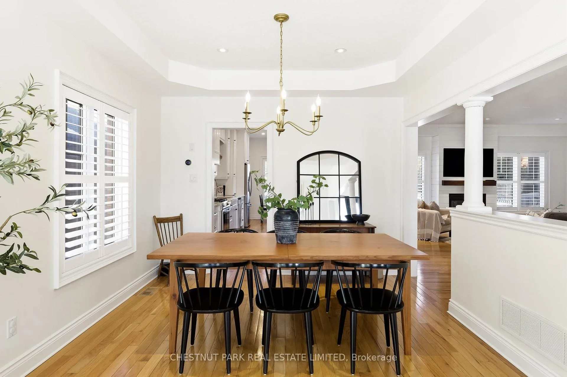 Photo 5 of 3 Coral Creek Crescent, Uxbridge — HOMEH