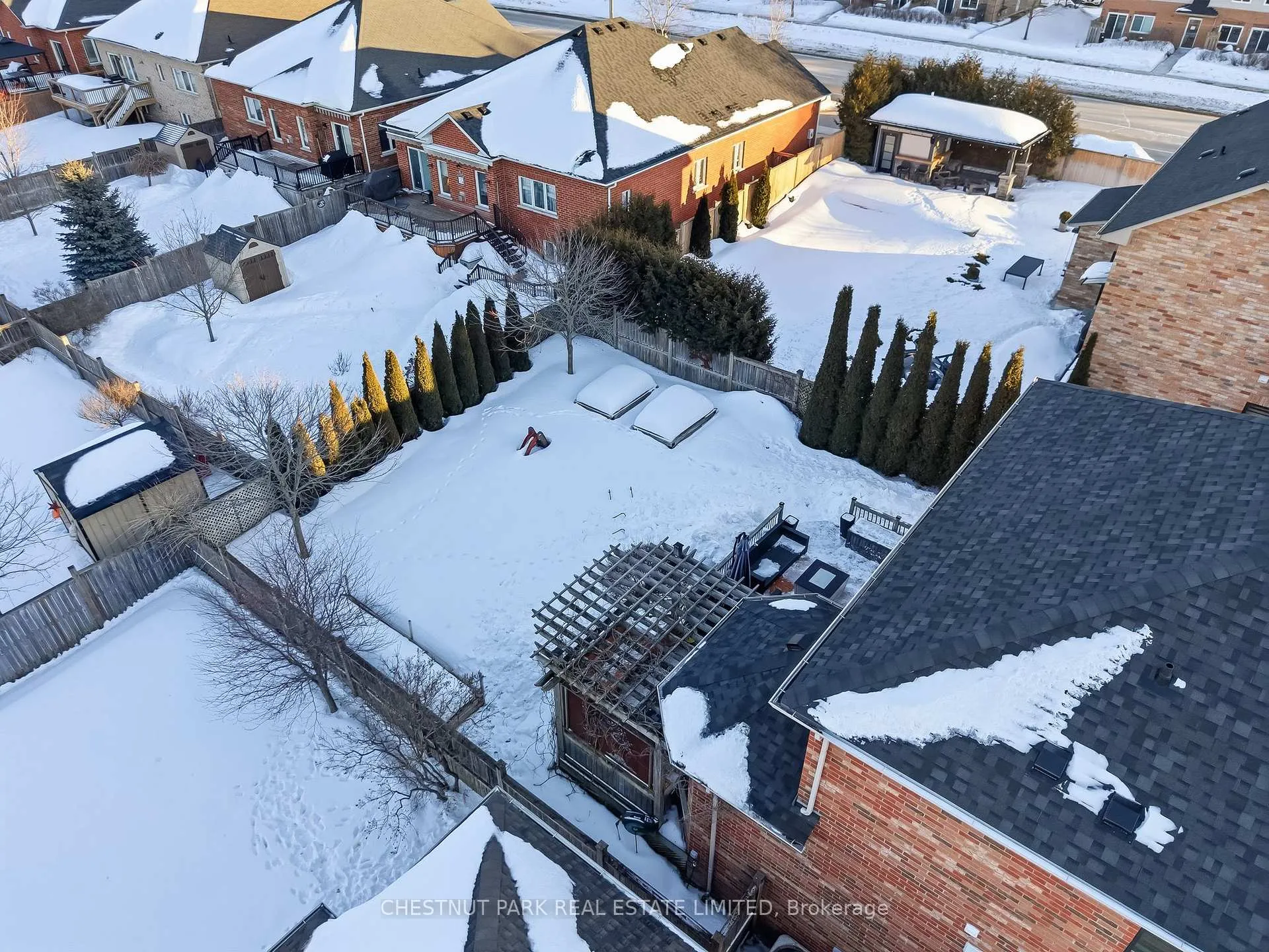 Photo 41 of 3 Coral Creek Crescent, Uxbridge — HOMEH