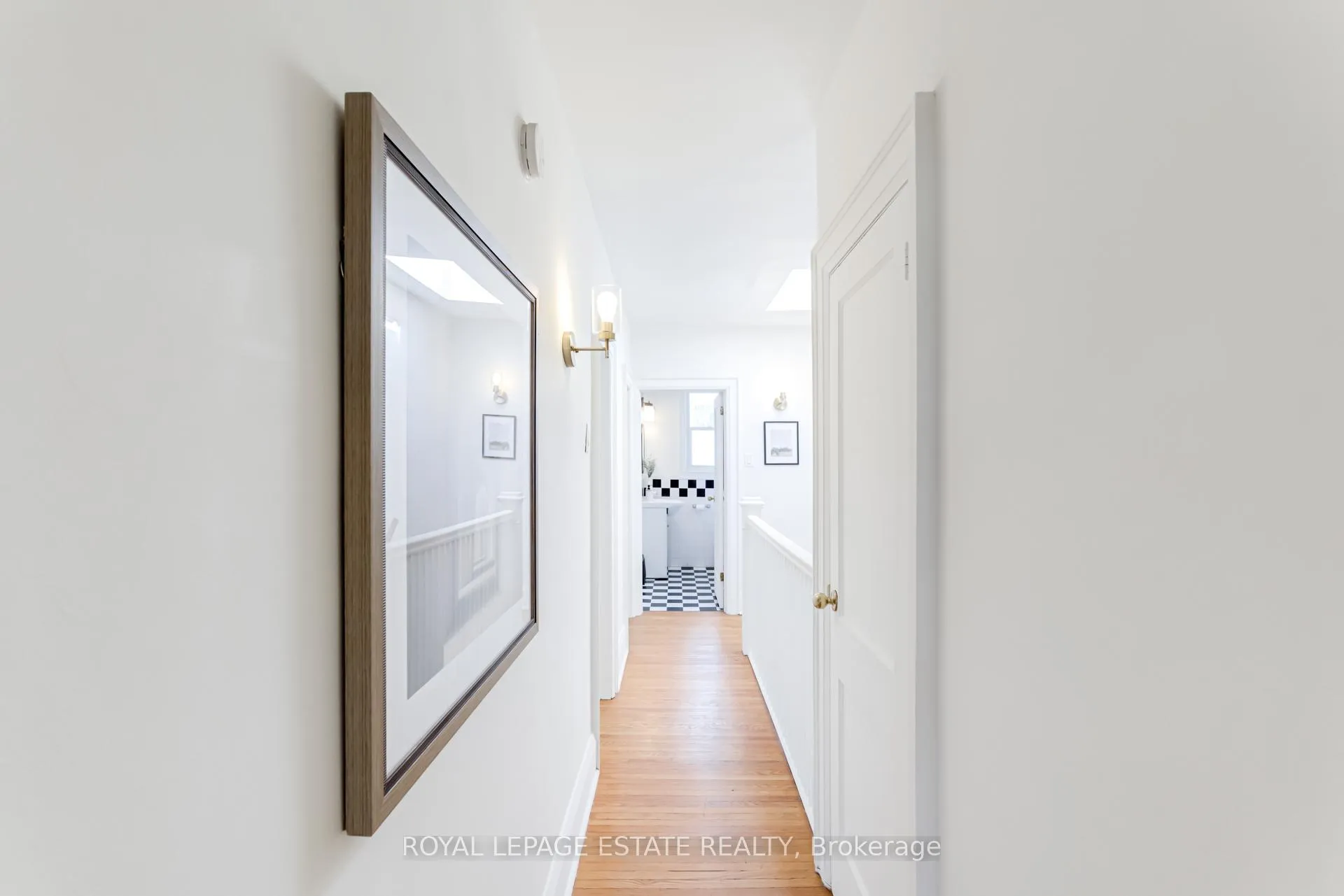 Photo 23 of 46 Thyra Avenue, Toronto, Crescent Town — HOMEH