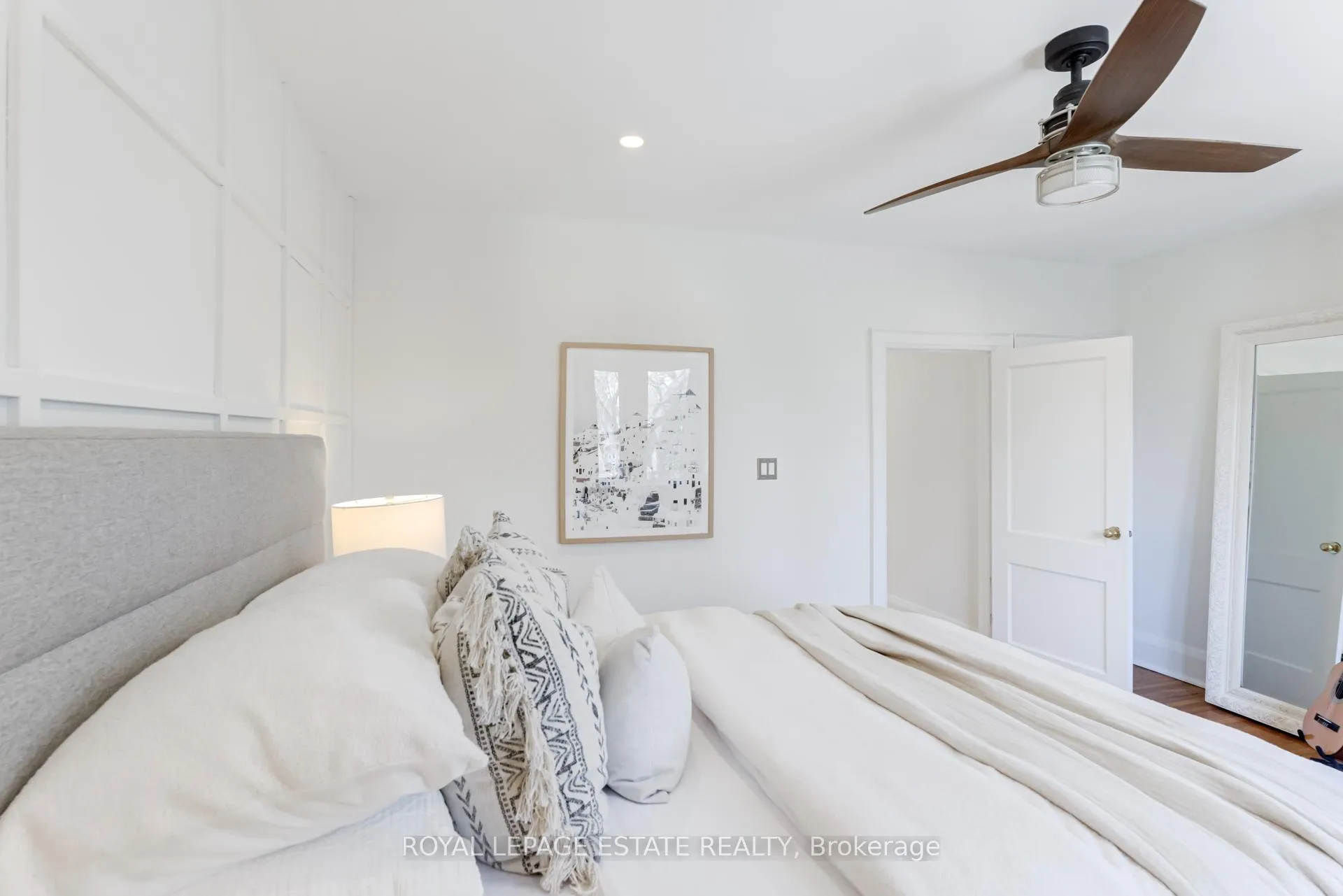 Photo 26 of 46 Thyra Avenue, Toronto, Crescent Town — HOMEH