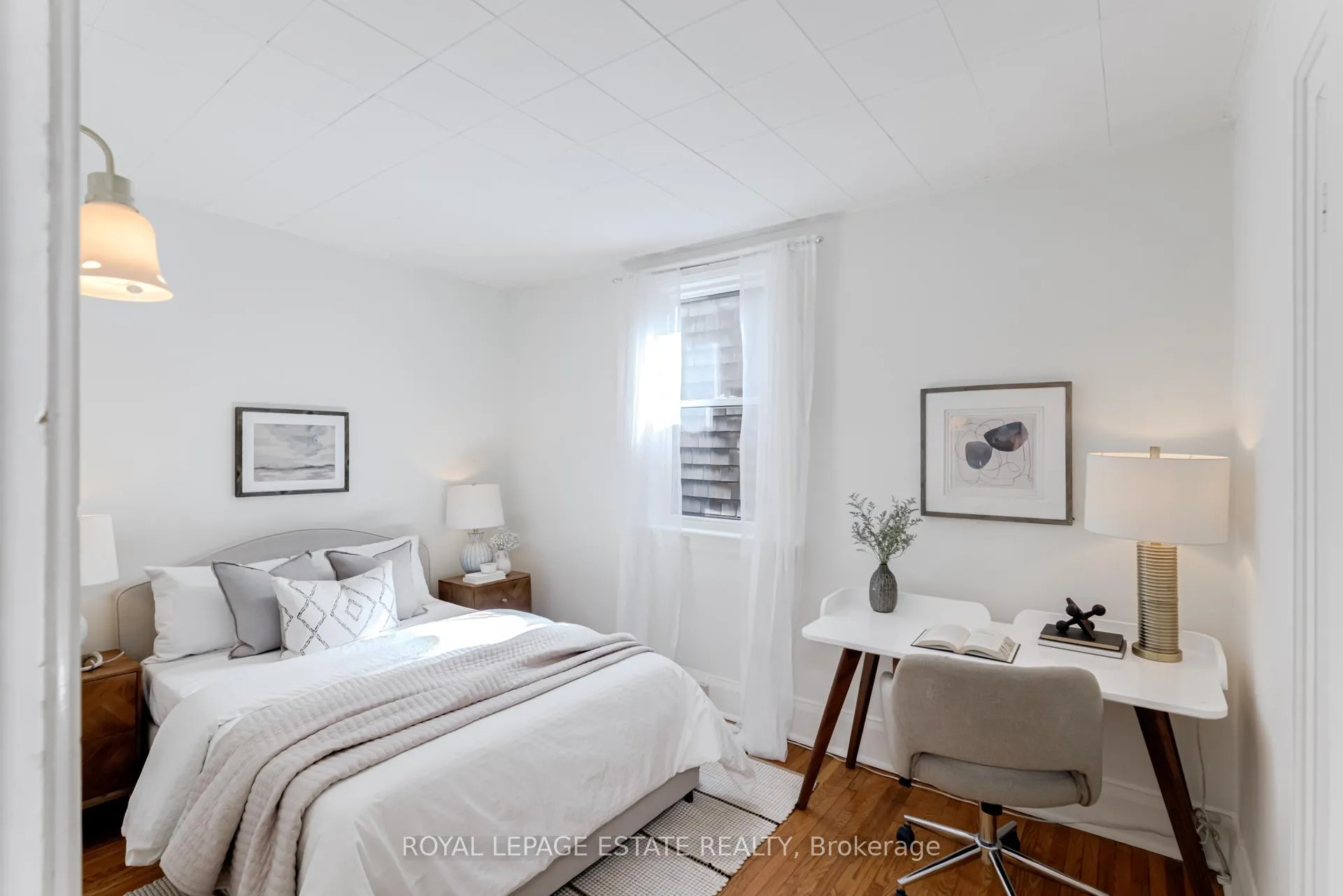 Photo 28 of 46 Thyra Avenue, Toronto, Crescent Town — HOMEH