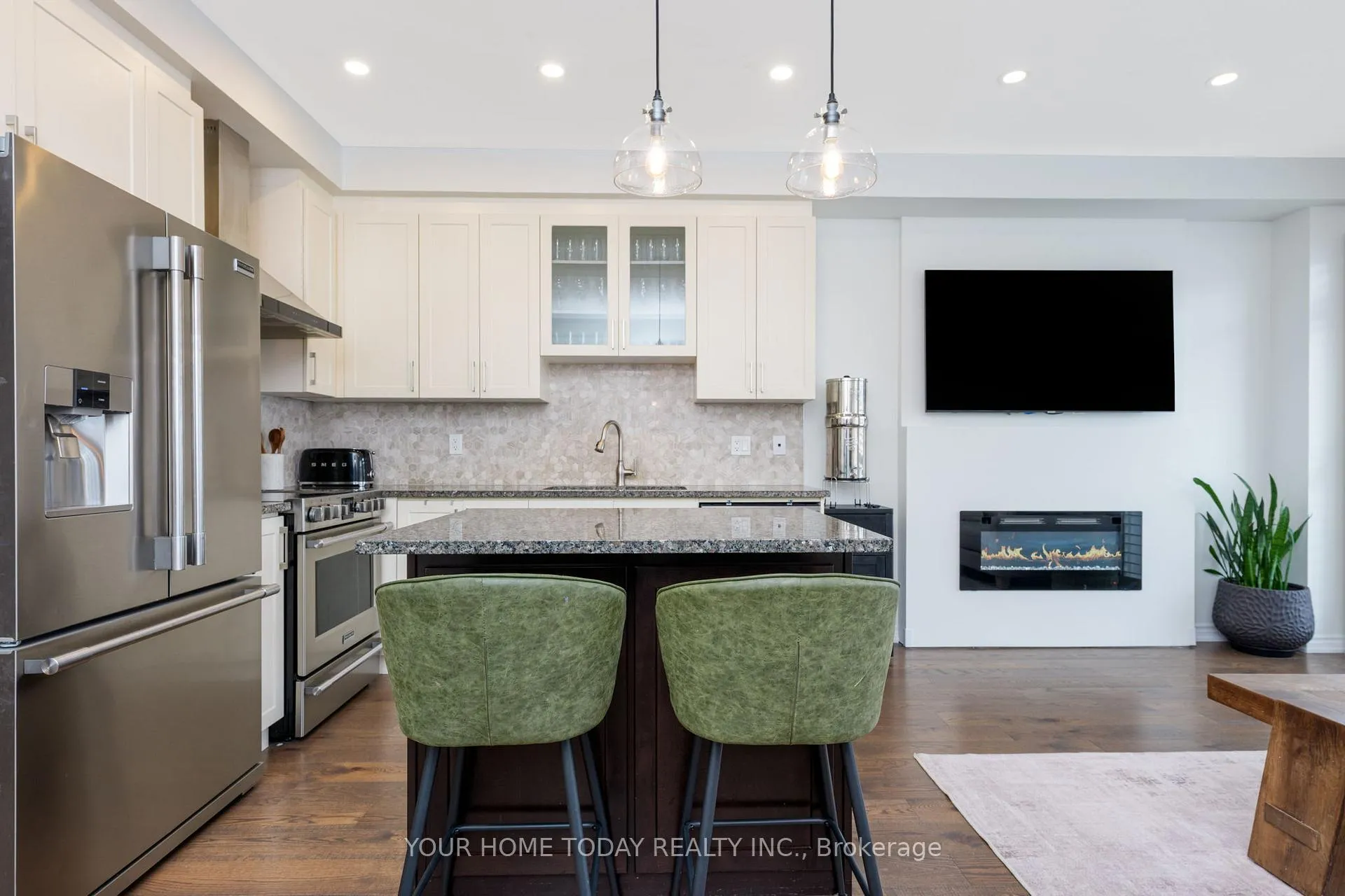Photo 6 of 37 Ridgegate Crescent, Halton Hills, Georgetown — HOMEH