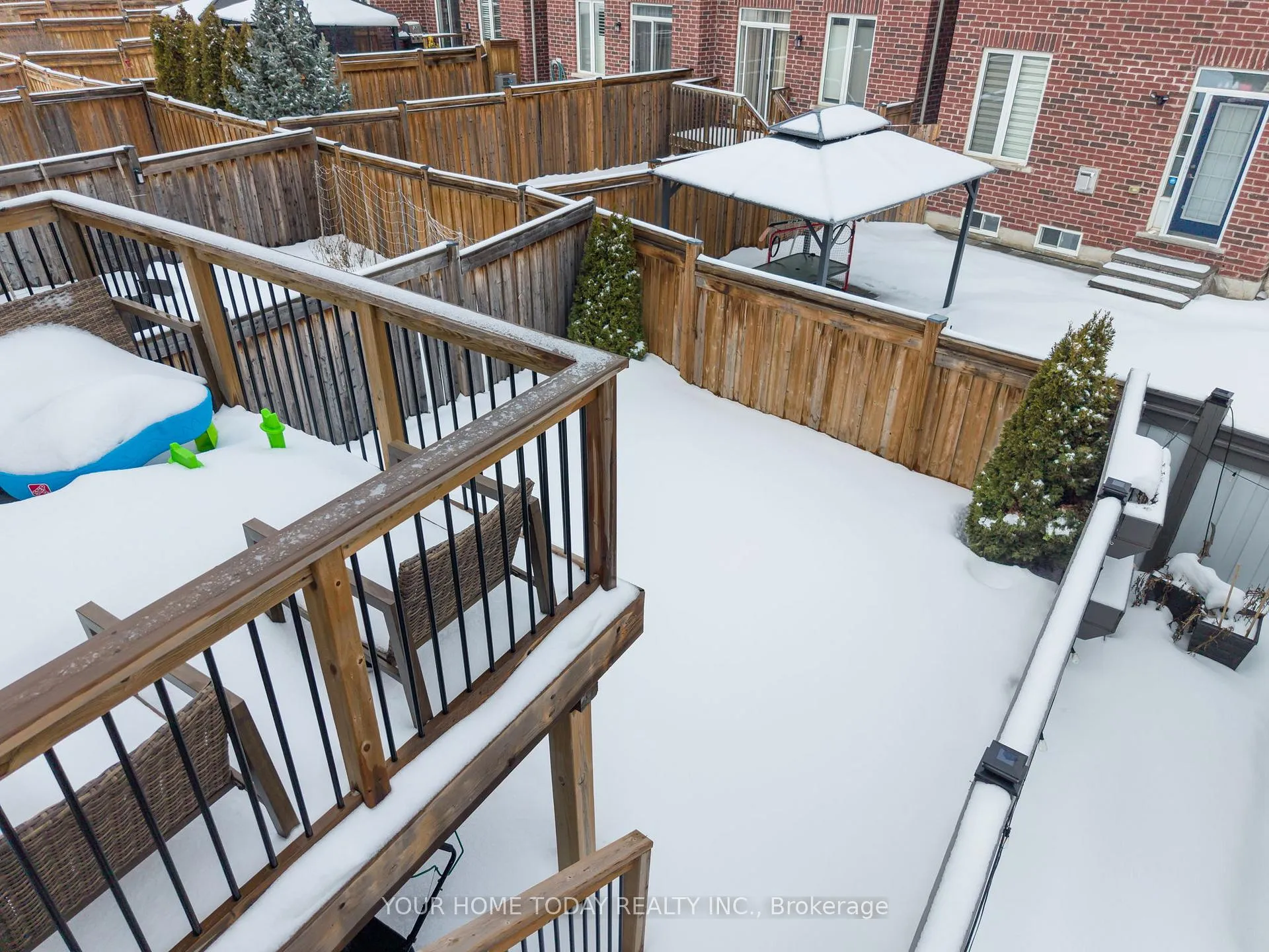 Photo 35 of 37 Ridgegate Crescent, Halton Hills, Georgetown — HOMEH