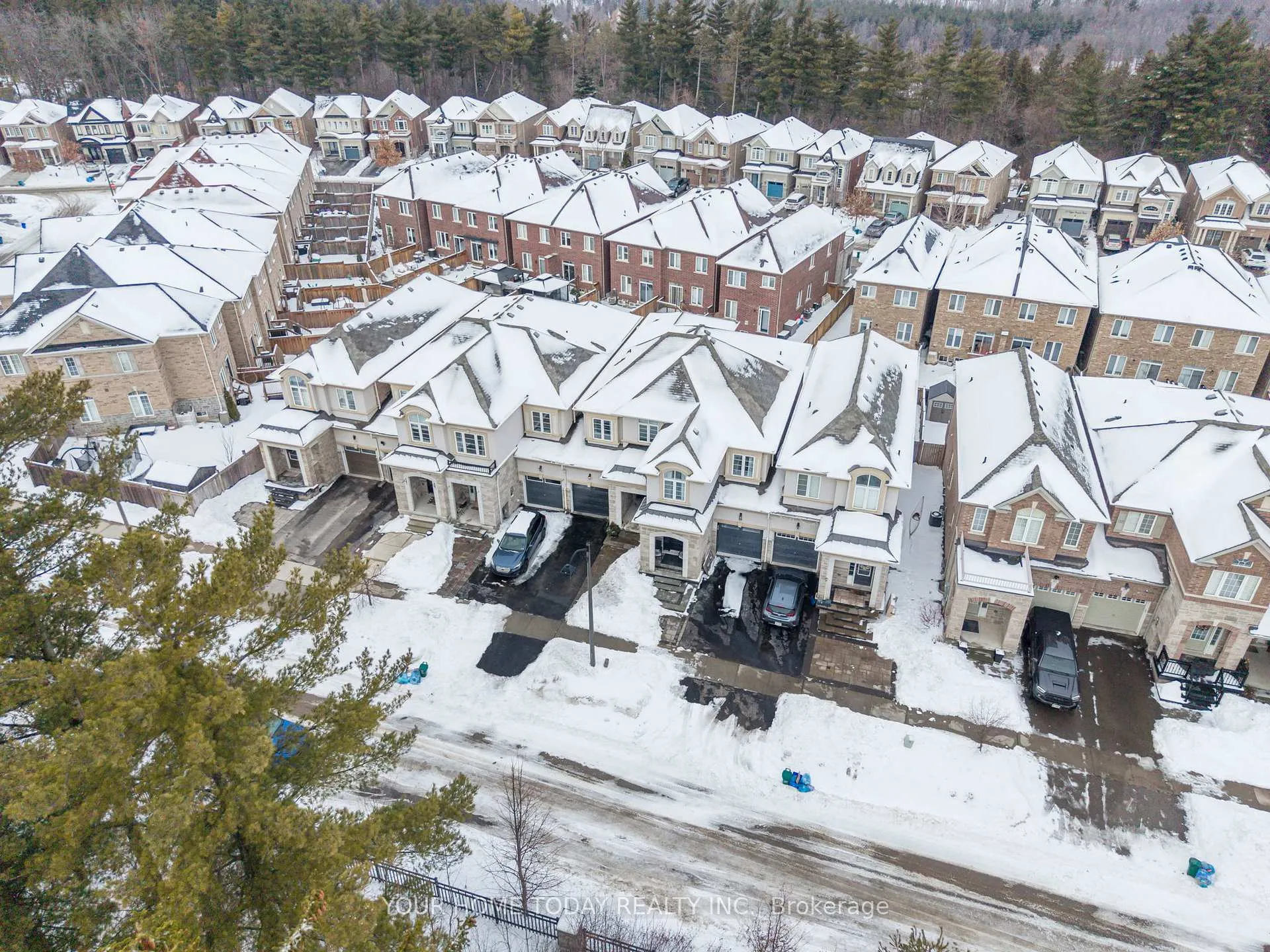 Photo 38 of 37 Ridgegate Crescent, Halton Hills, Georgetown — HOMEH