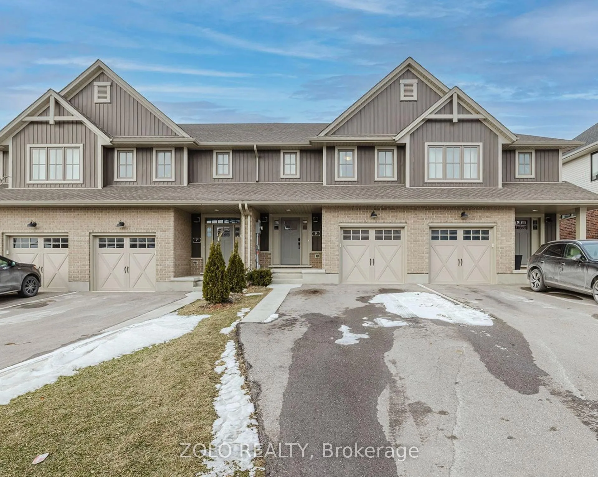 Photo 1 of 9 Charter Creek Court, St. Thomas — HOMEH