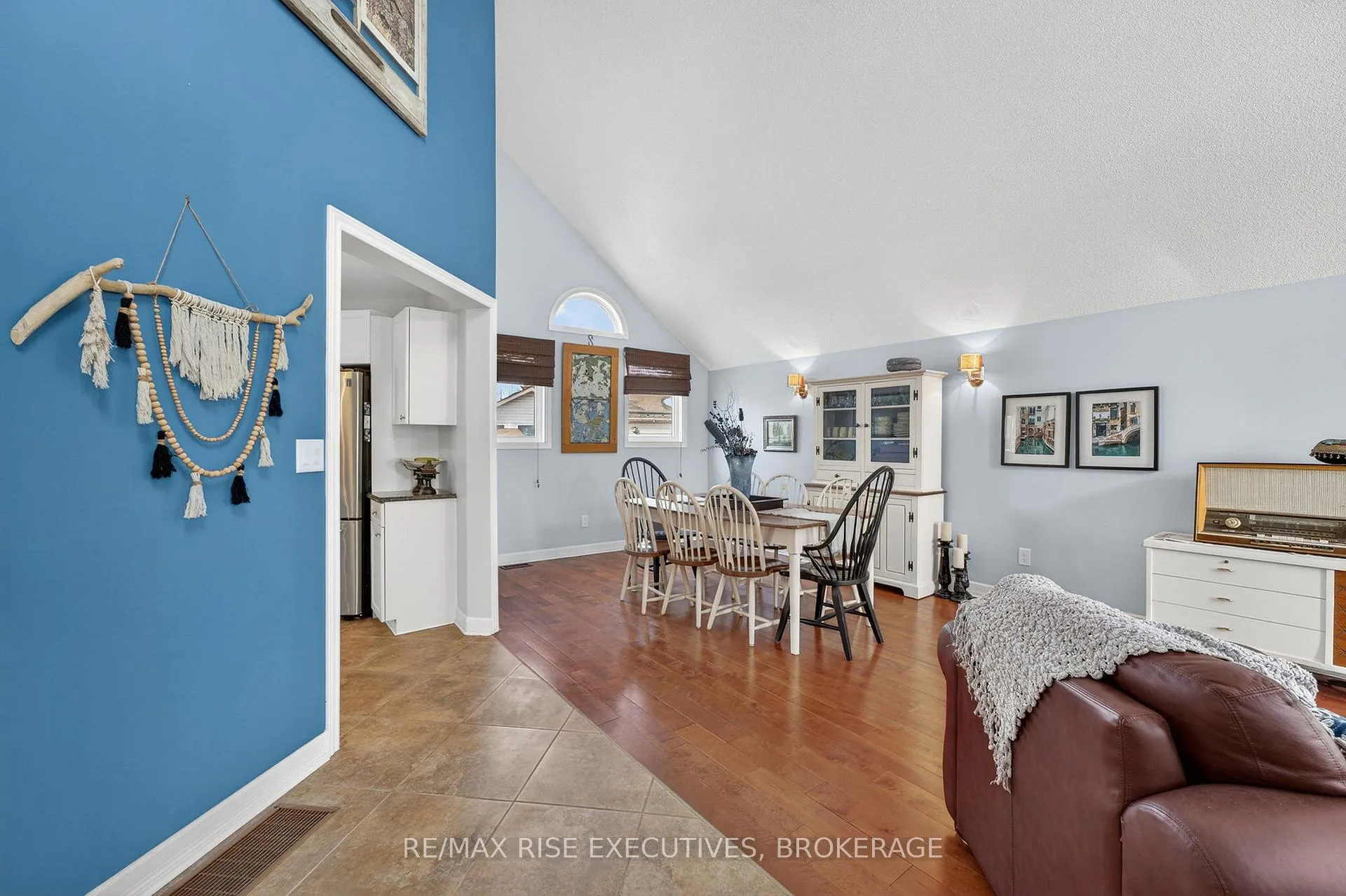 Photo 3 of 26 Miller Place, Loyalist, Amherstview — HOMEH