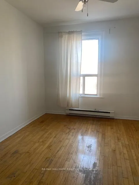Photo 6 of Unit 3, 129 Danforth Avenue, Toronto, North Riverdale — HOMEH