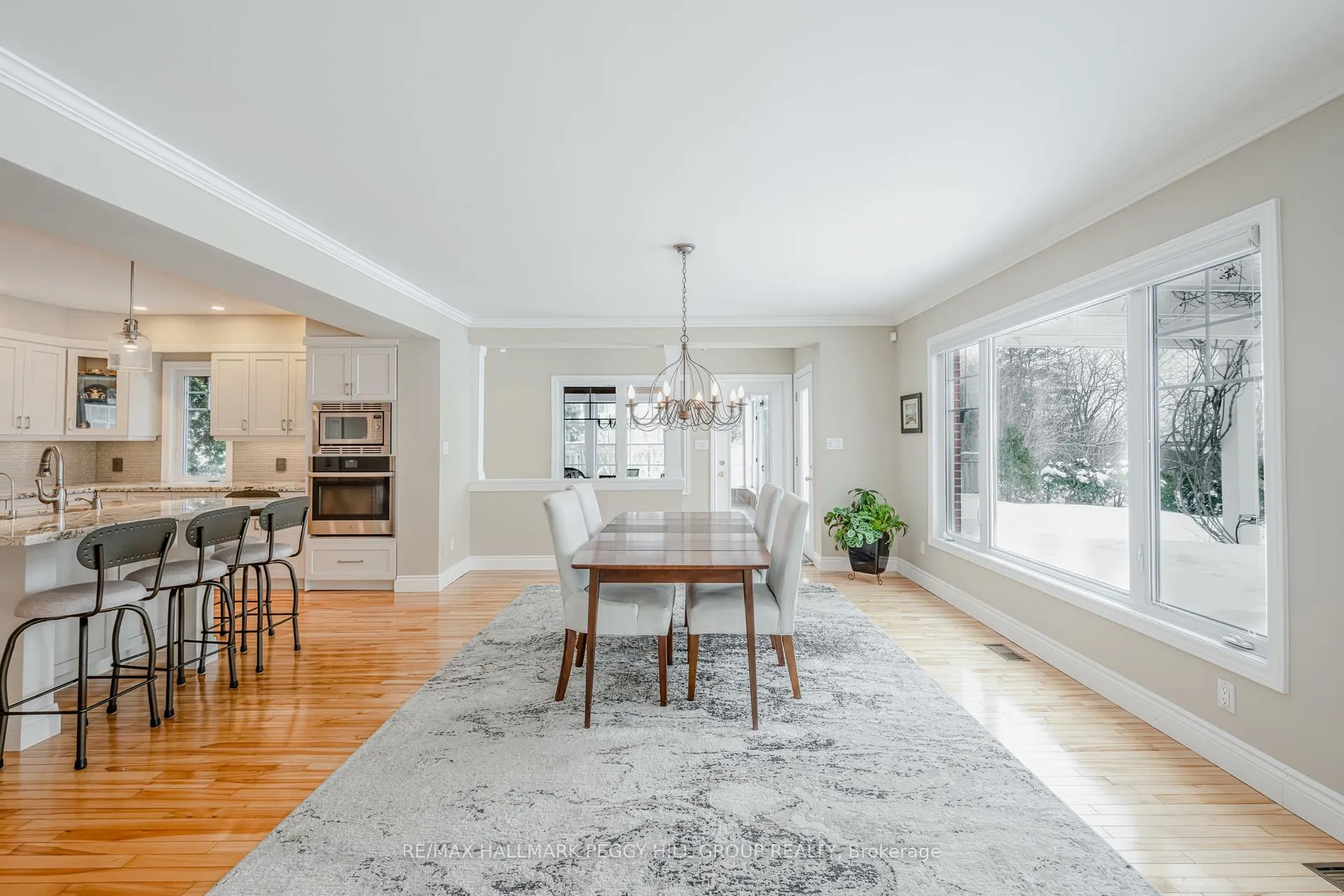 Photo 5 of 150 Collingwood Street, Barrie, Codrington — HOMEH