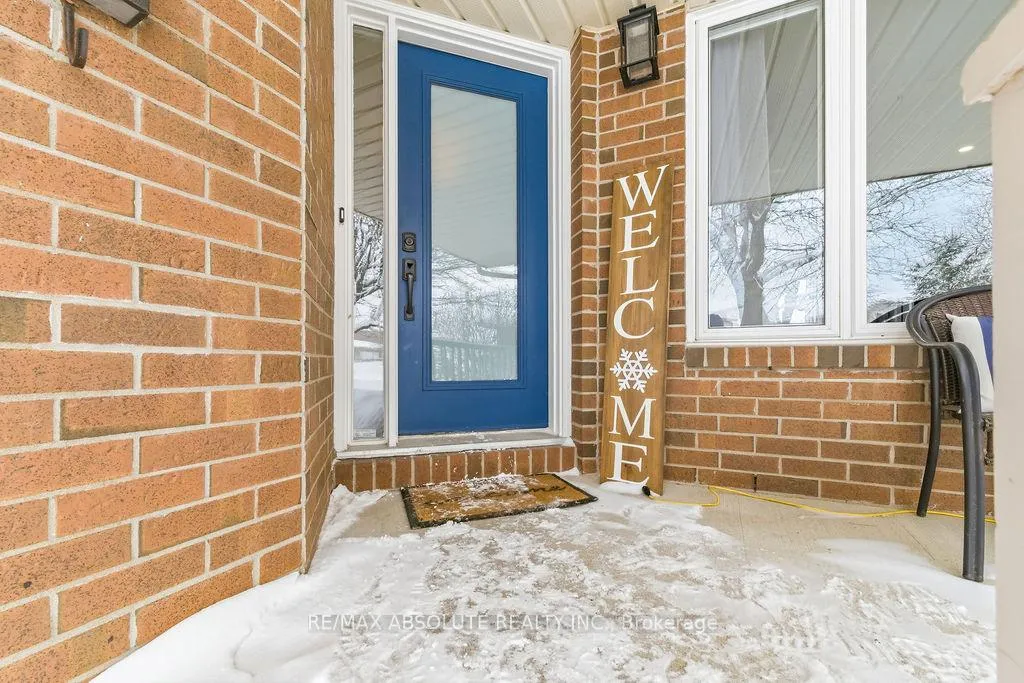 Photo 4 of 6145 Lariviere Crescent, Ottawa, Chapel Hill South - Orleans Village — HOMEH