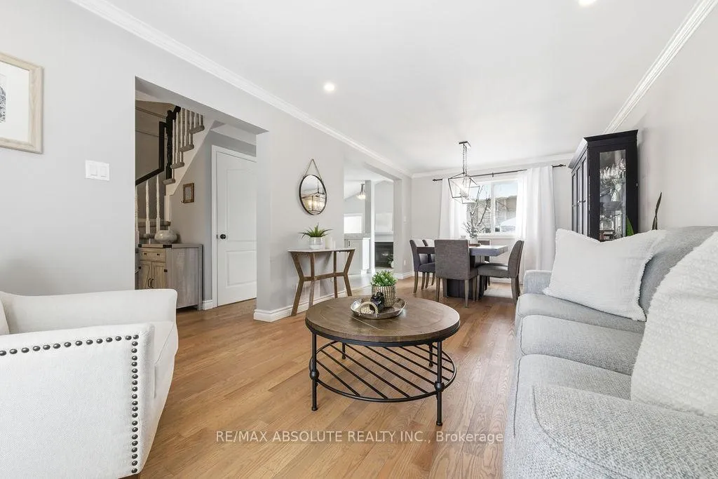 Photo 7 of 6145 Lariviere Crescent, Ottawa, Chapel Hill South - Orleans Village — HOMEH