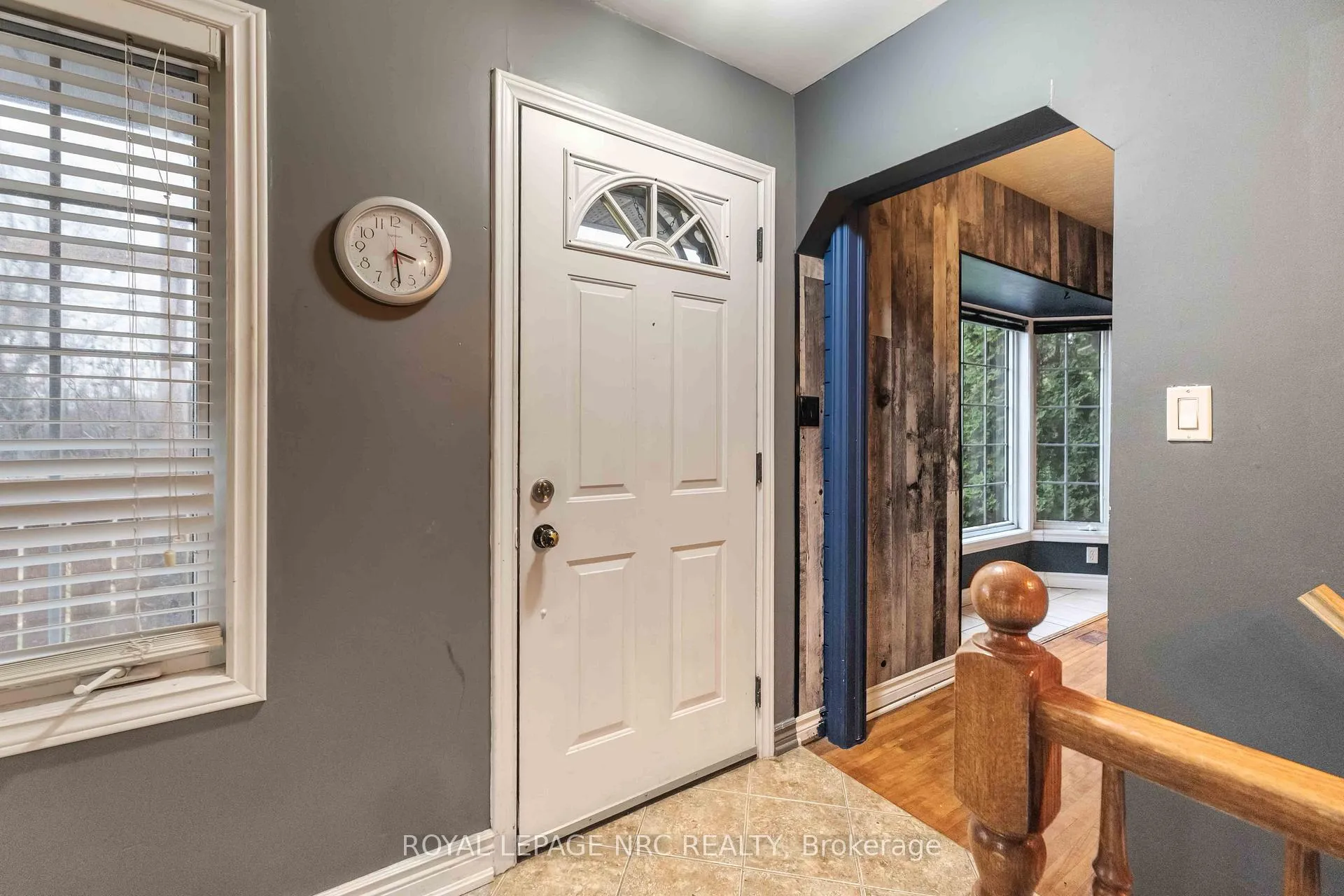 Photo 3 of 23 Verne Avenue, Welland, Broadway — HOMEH