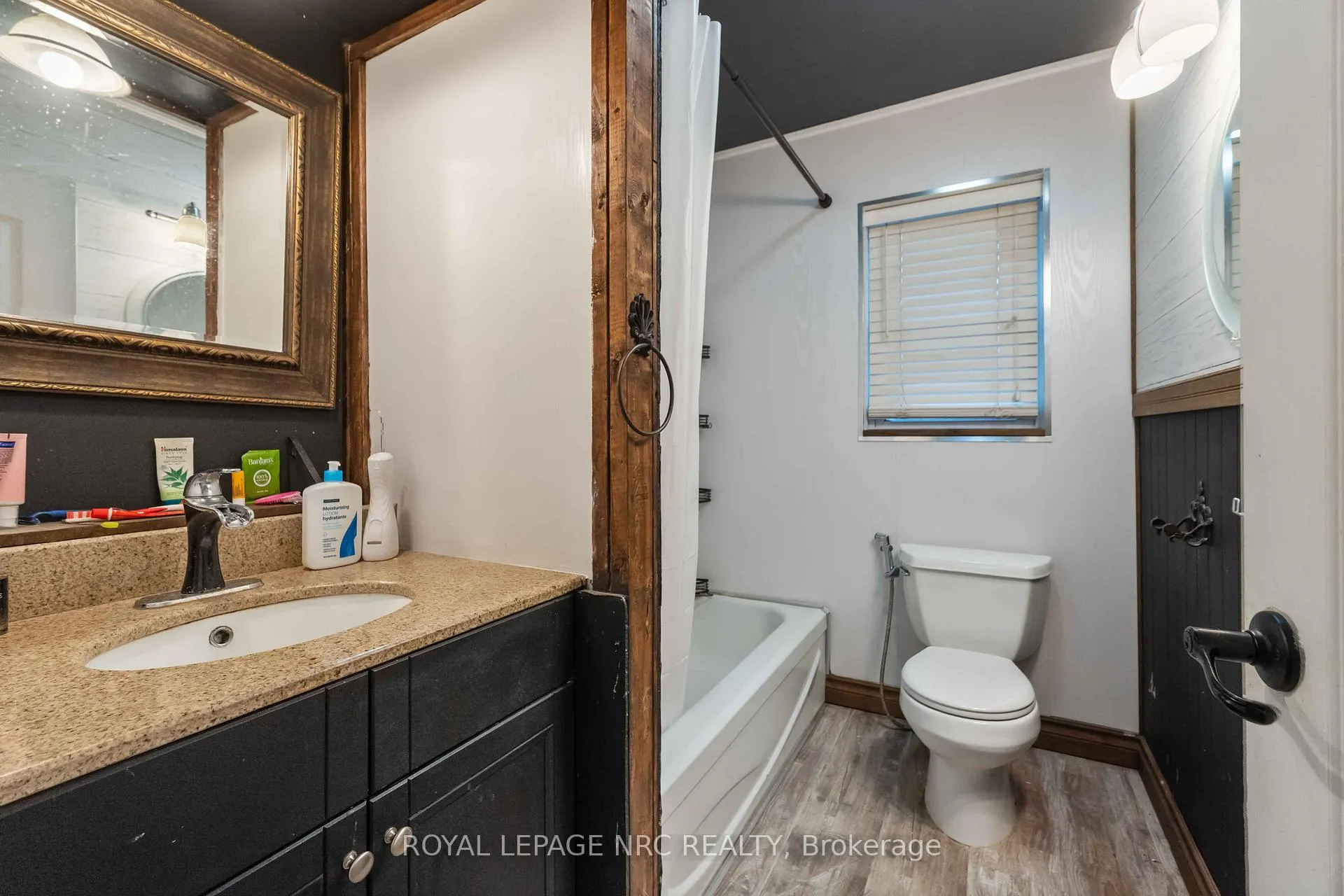 Photo 31 of 23 Verne Avenue, Welland, Broadway — HOMEH